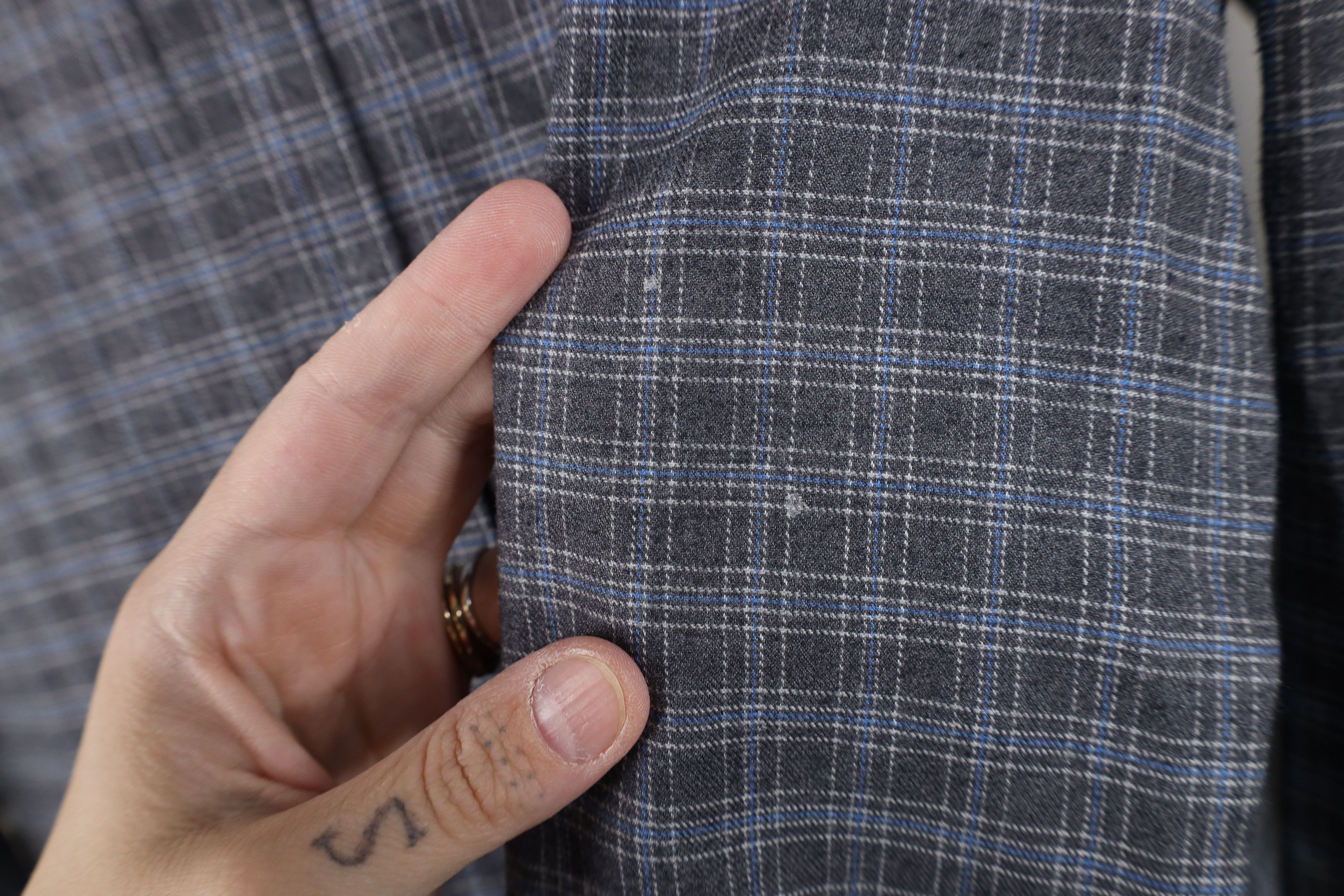 Hugo Boss Hugo Boss Regular Flannel Collared Button Shirt Gray Plaid Size US M / EU 48-50 / 2 - 5 Thumbnail
