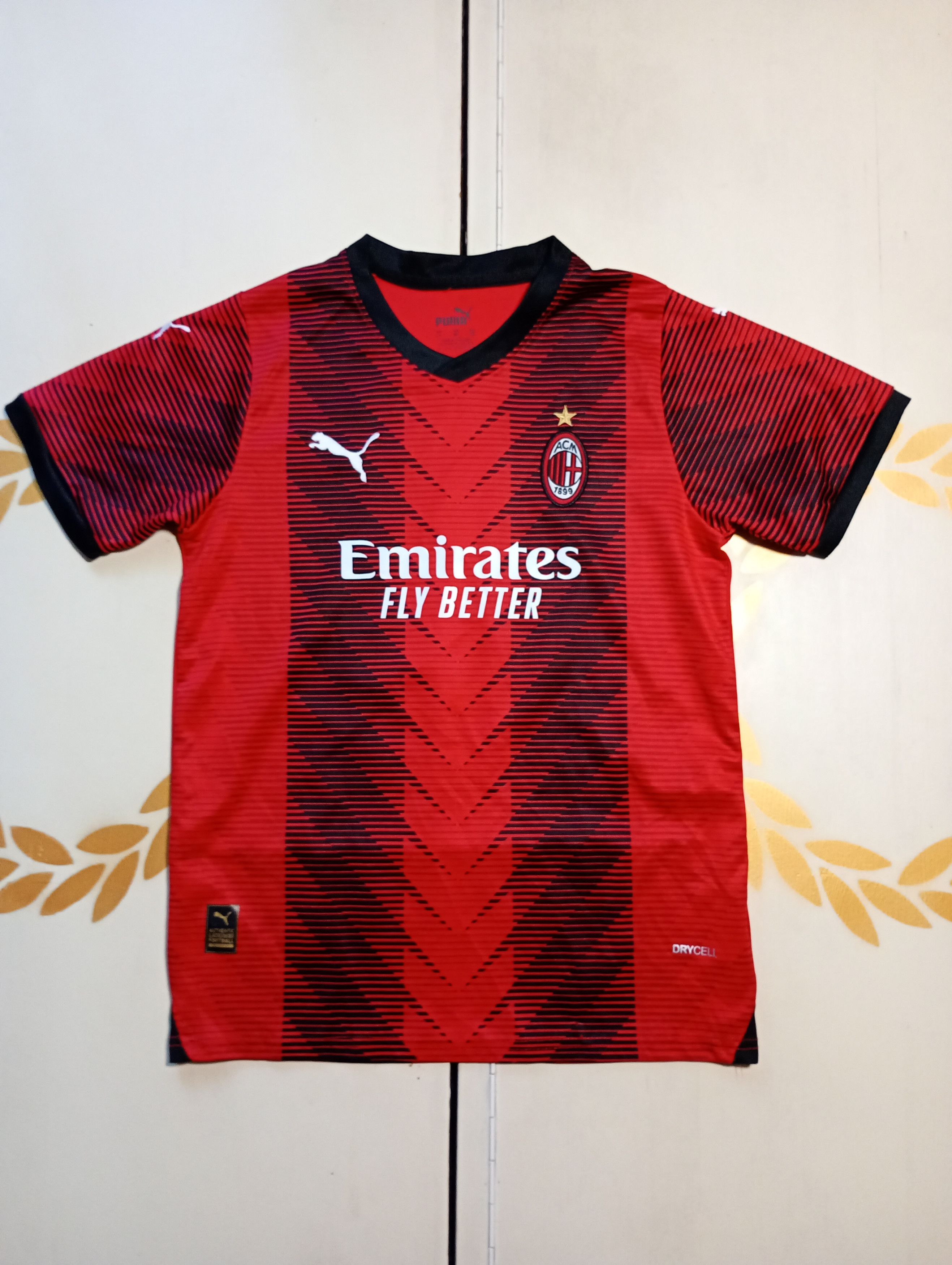 Puma Puma AC Milan Home Jersey #10 Rafa Leao 2023-2024 size 28 Size US S / EU 44-46 / 1 - 3 Thumbnail