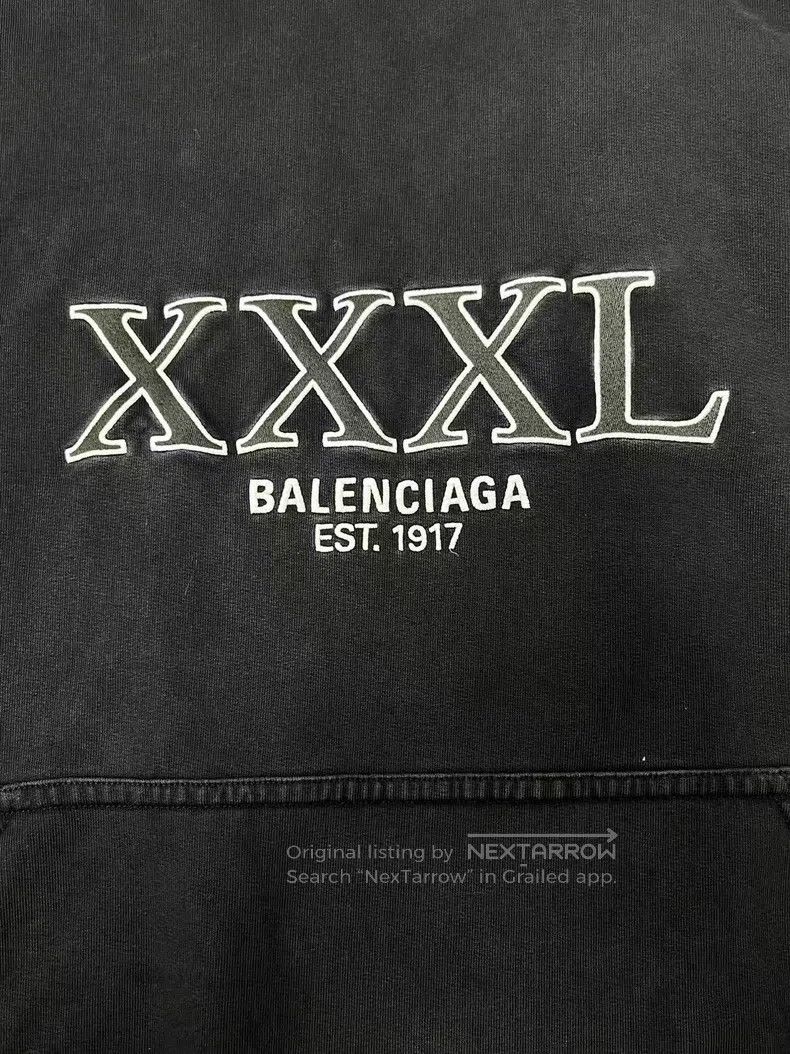 Balenciaga Balenciaga Solid Color Letter Logo Long Sleeve Hoodie Size US S / EU 44-46 / 1 - 3 Thumbnail