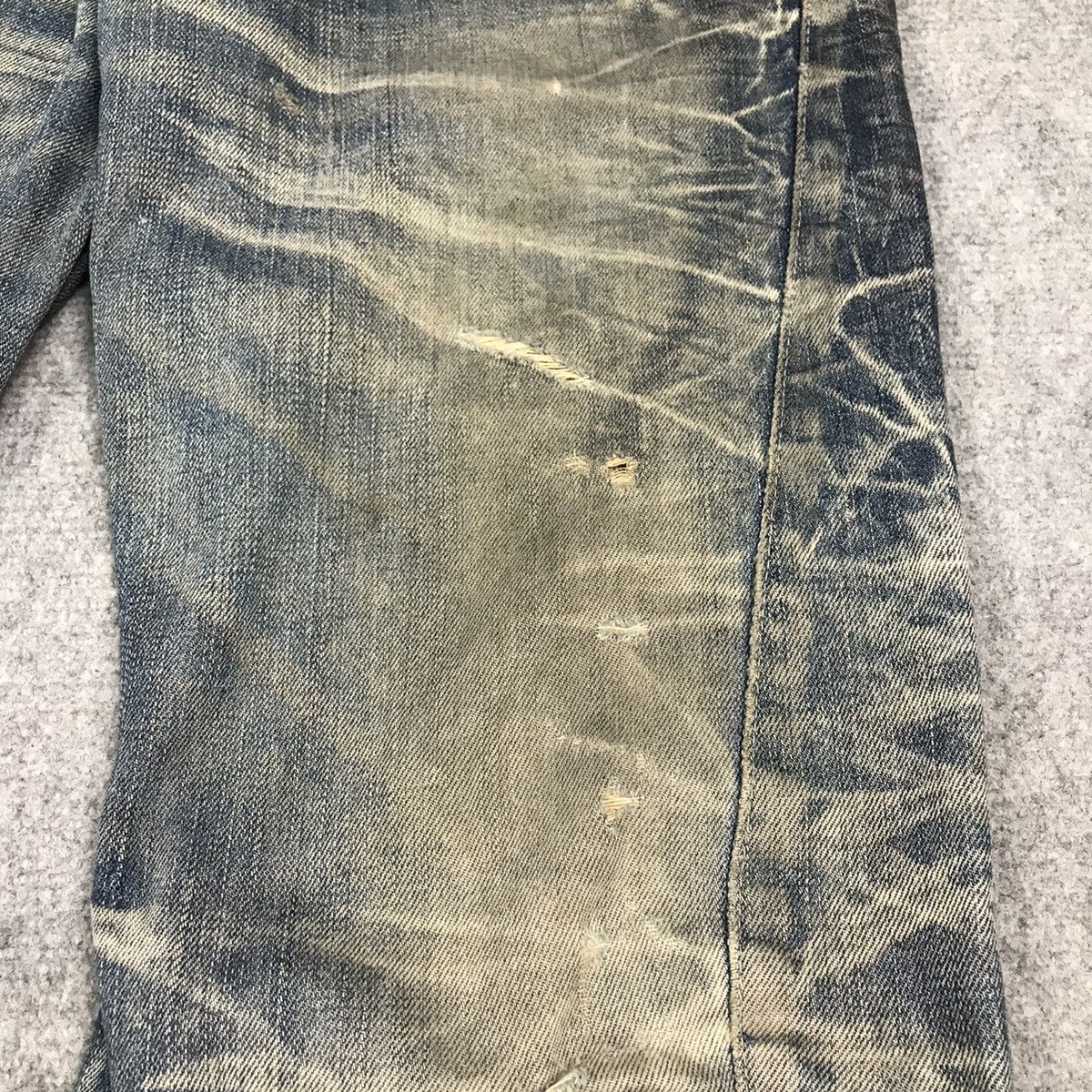 If Six Was Nine × Le Grande Bleu (L.G.B.) FALRE DENIM RATTLE TRAP BOOTCUT DISTRESSED DENIM PANTS Size US 30 / EU 46 - 7 Thumbnail