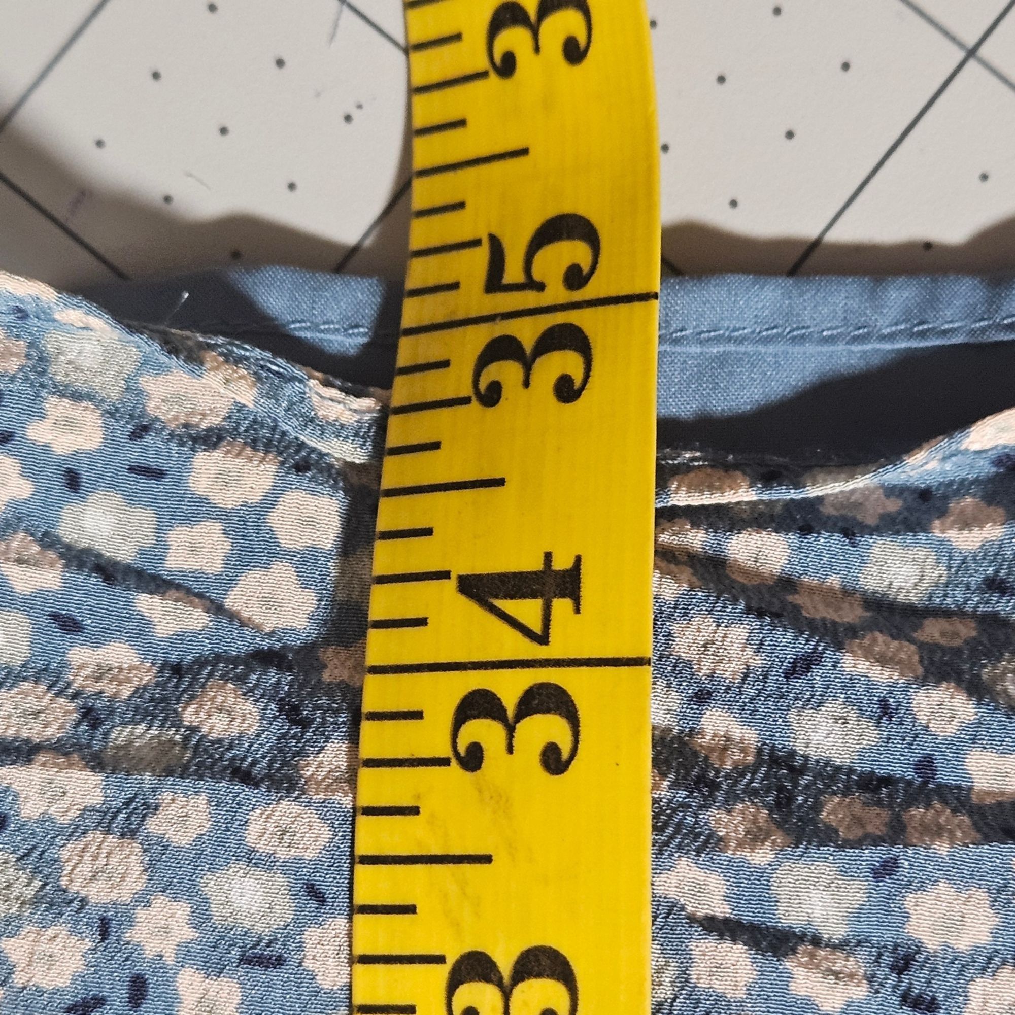 Madewell Madewell XS Blue Wrap Dress Floral Ruffle Hem French Girl Co Size XS / US 0-2 / IT 36-38 - 11 Thumbnail