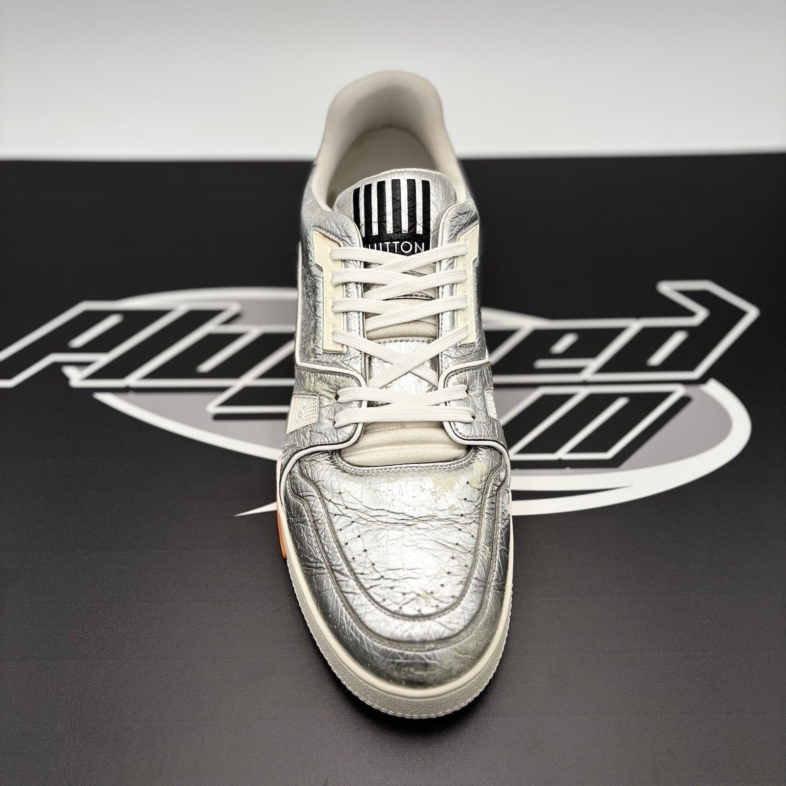 Louis Vuitton Louis Vuitton Trainer Low ' Metallic Silver Orange ' Size US 11.5 / EU 44-45 - 5 Thumbnail