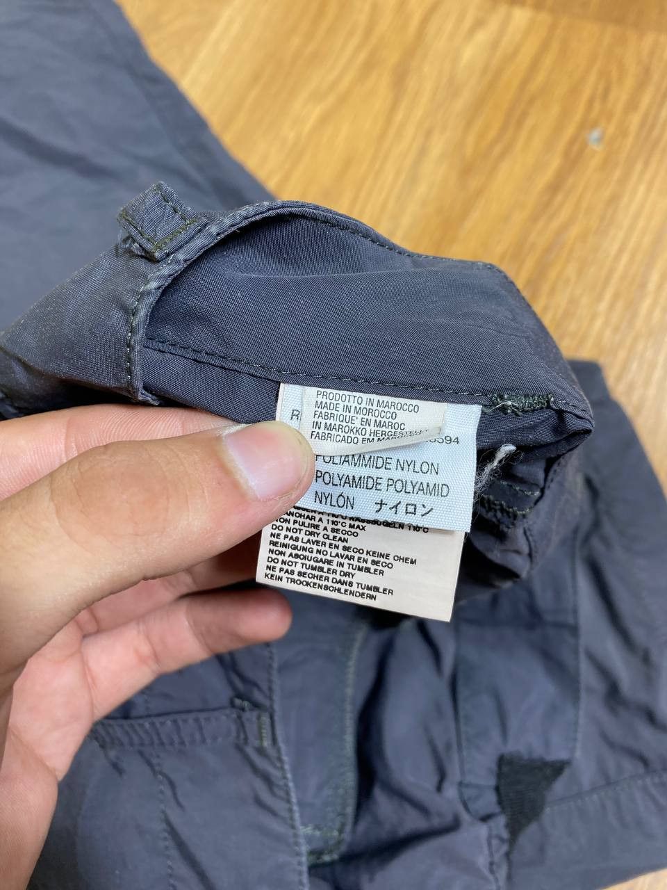 Diesel × Vintage Vintage 90s Y2K Diesel Big Logo Blue Cargo Long Shorts Size US 28 / EU 44 - 12 Thumbnail