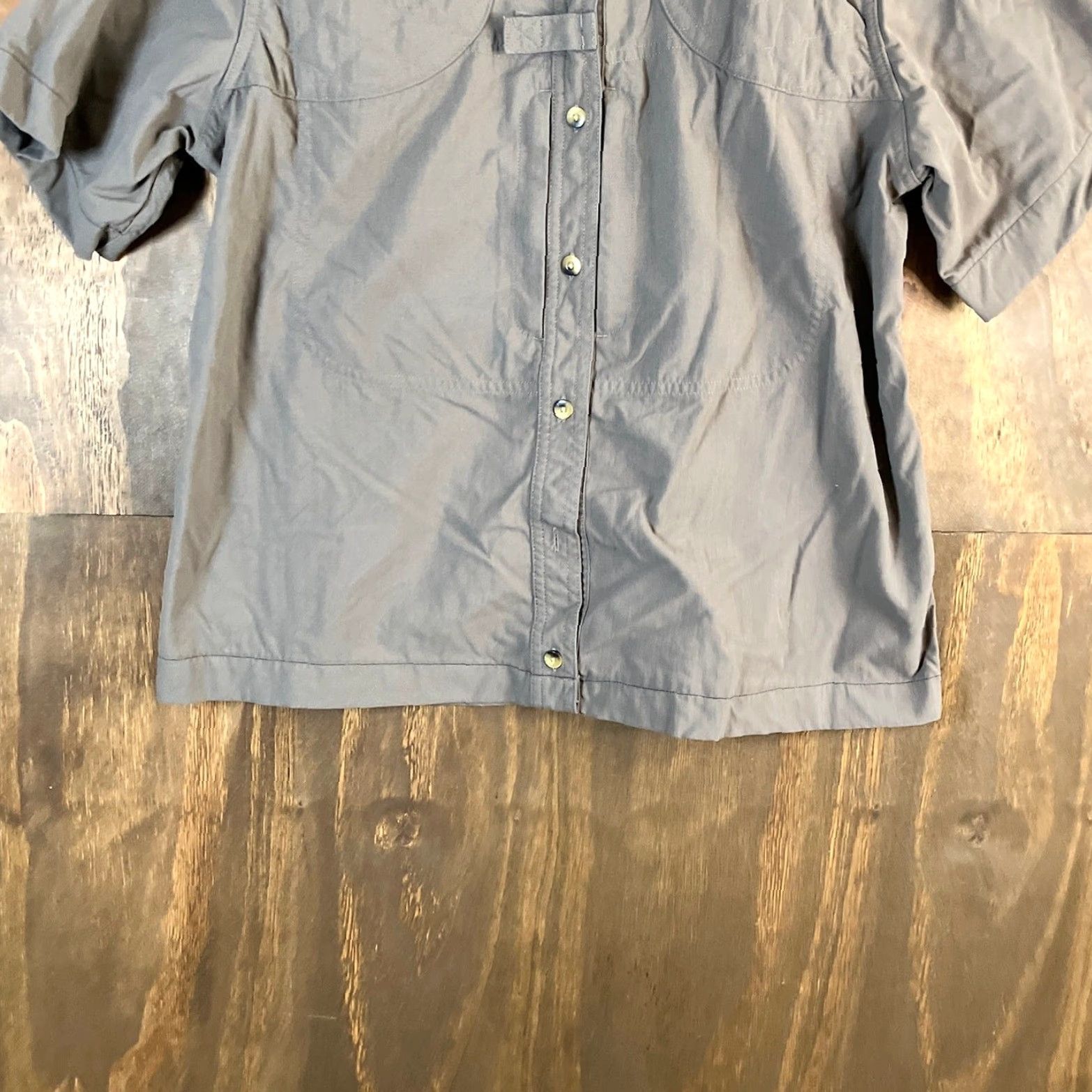 Vintage L.L. Bean Mens Shirt Brown Short Sleeve Button-Up Chest Pockets 100% Nylon M Shirt Mens Brown Short Sleeve Button-Up Chest Pockets Nylon M Size US M / EU 48-50 / 2 - 3 Thumbnail
