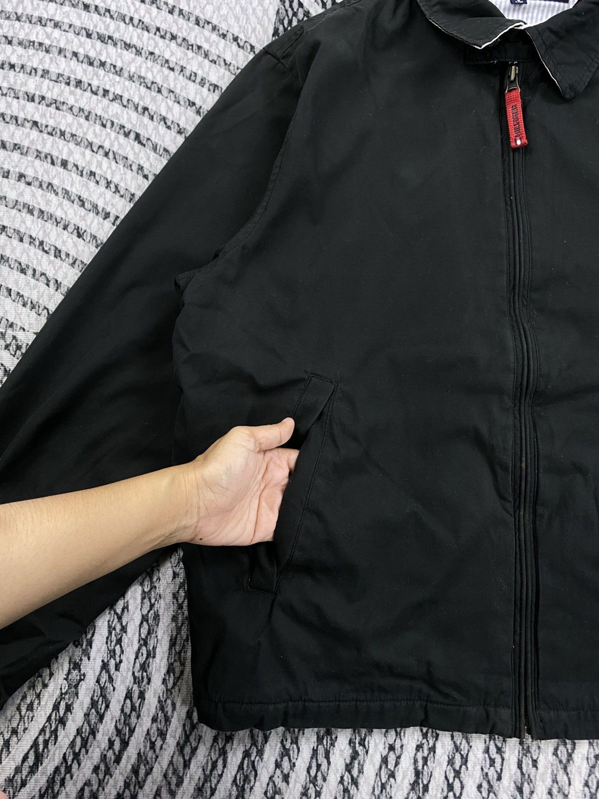 Tommy Hilfiger Vintage Tommy Hilfiger Cotton Zipper Jacket Size US M / EU 48-50 / 2 - 7 Thumbnail