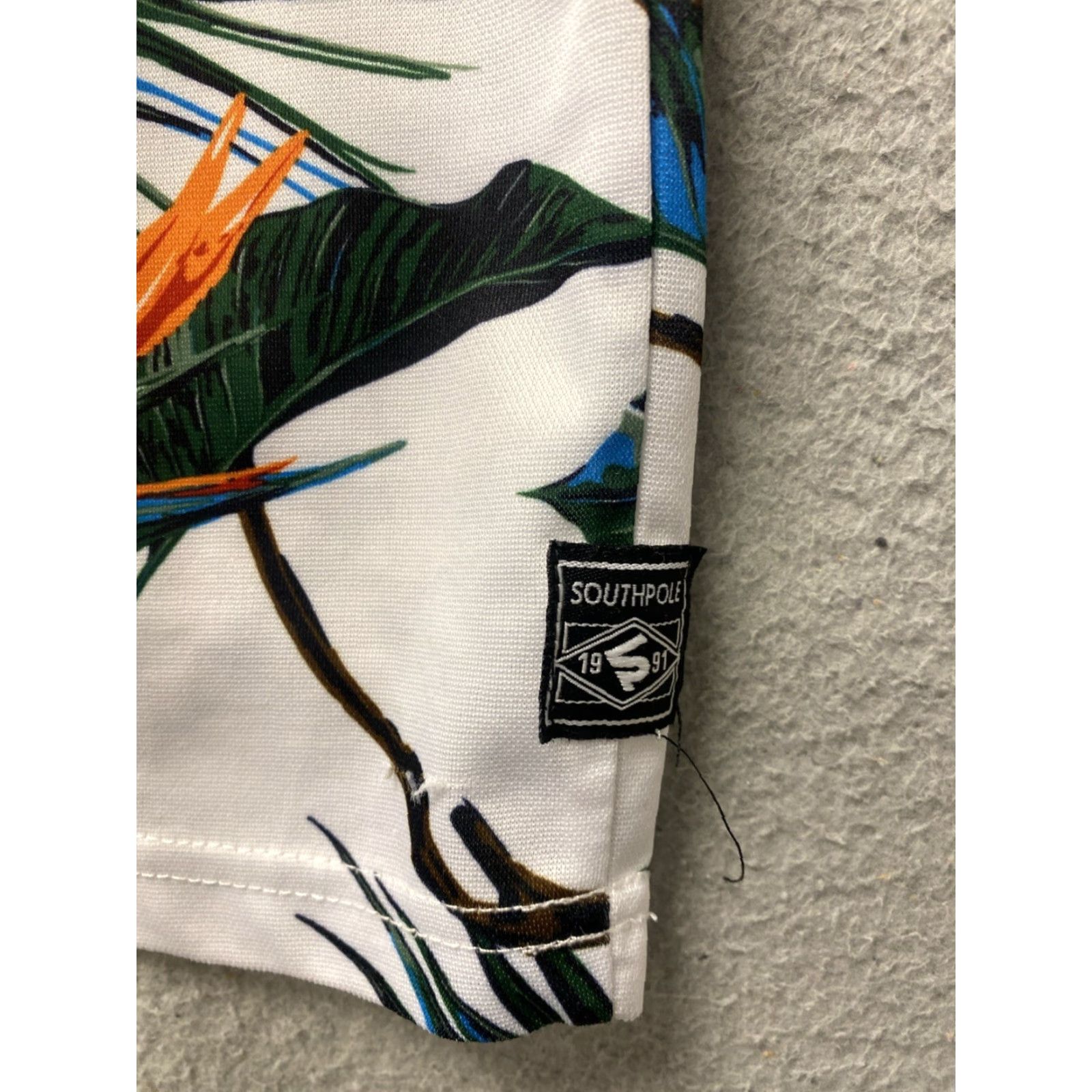 Southpole South Pole Men's S/S T-shirt Symbol Floral Trees Medium M White Gray 43-47 Size US M / EU 48-50 / 2 - 7 Thumbnail