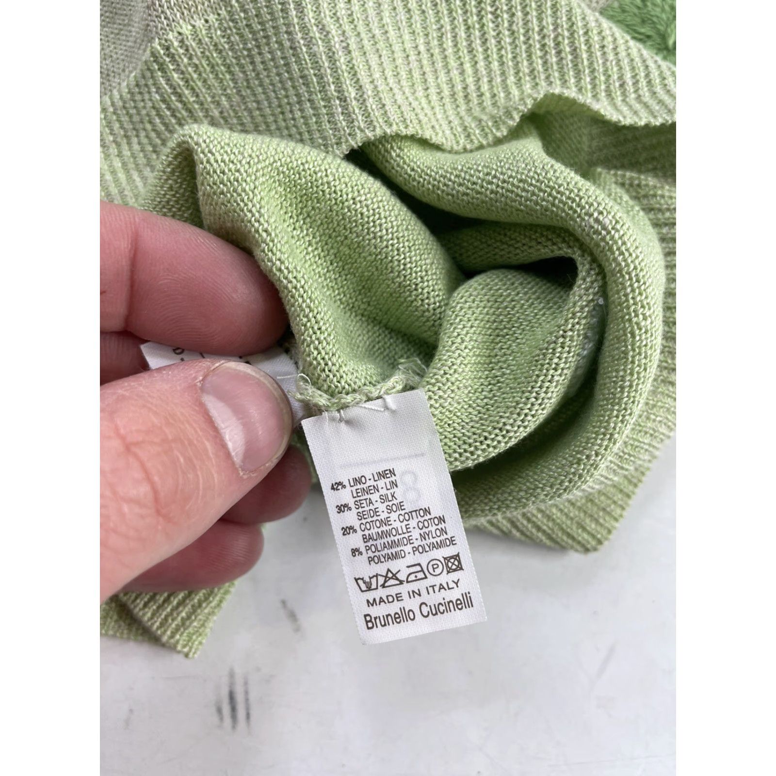 Brunello Cucinelli Brunello Cucinelli Women’s Linen Silk Sweater Top V Neck Polka Dots Size Small Green Long Sleeve Cropped Women S Size S / US 4 / IT 40 - 4 Thumbnail