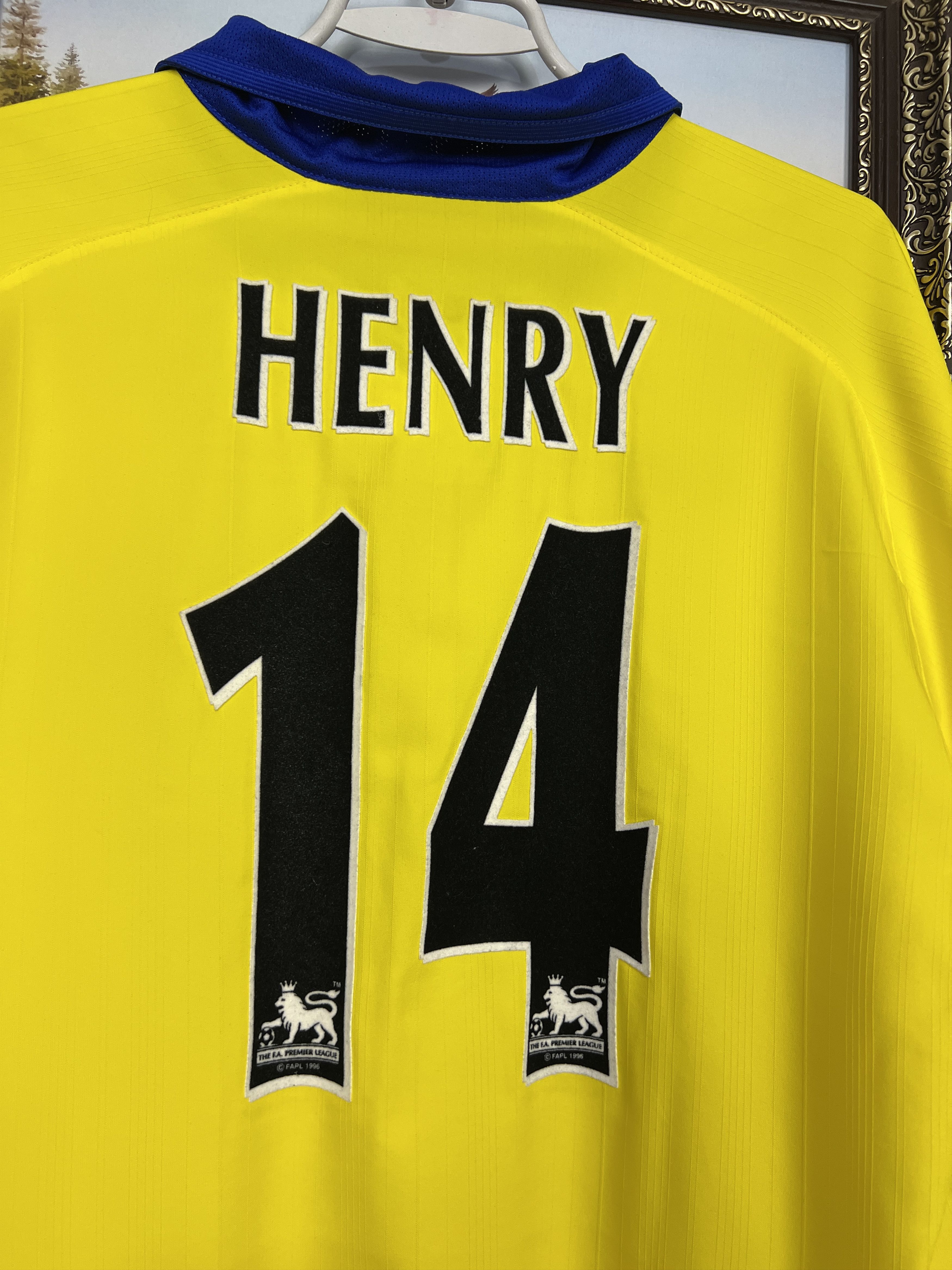 Nike Arsenal Away football shirt Soccer #14 Henry Jersey Trikot Size US L / EU 52-54 / 3 - 9 Thumbnail