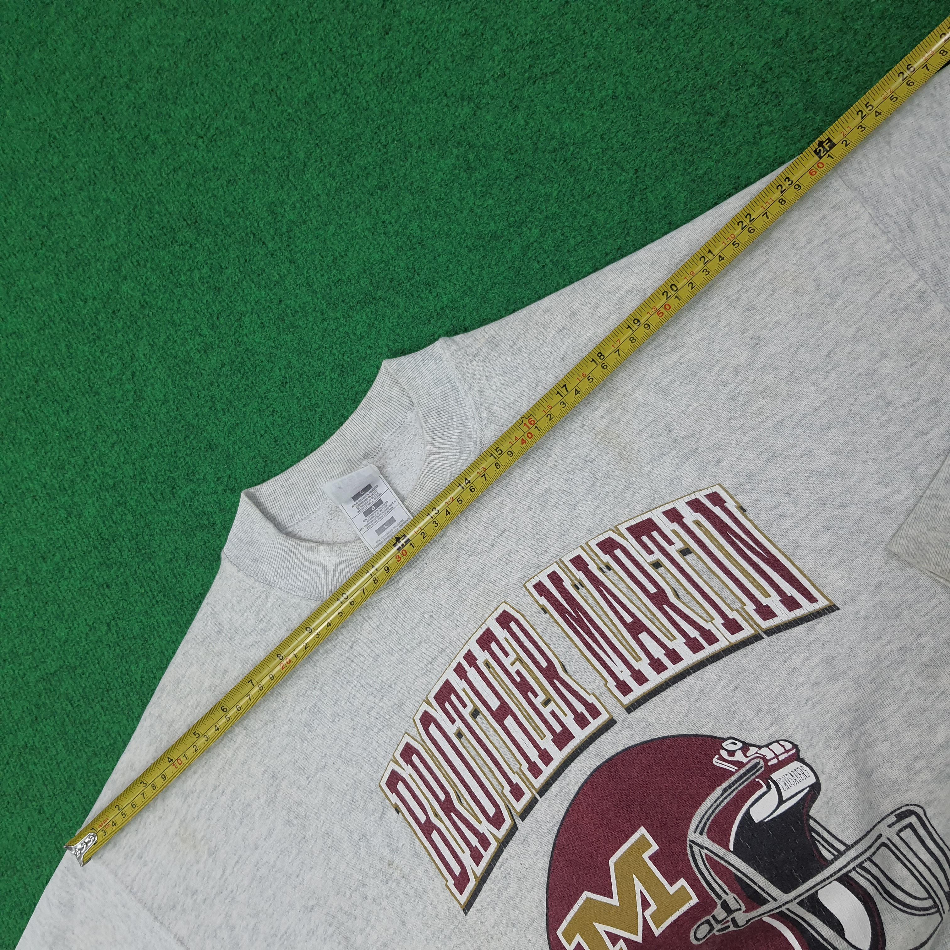 Fruit Of The Loom Vintage Brother Martin Football NFL Sweatshirt C266N26 Size US L / EU 52-54 / 3 - 8 Thumbnail