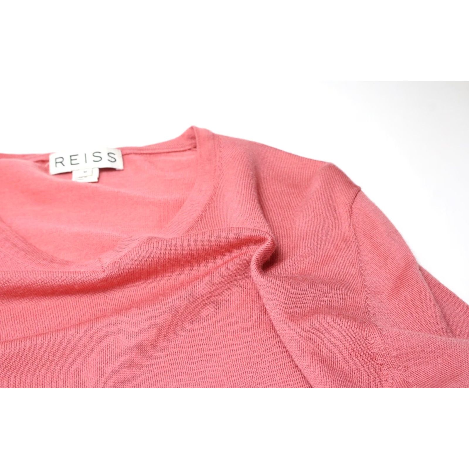 Reiss Reiss Jumper Men's MEDIUM Coral Pullover V-Neck Pure Wool Tight Knitted Size US M / EU 48-50 / 2 - 5 Thumbnail