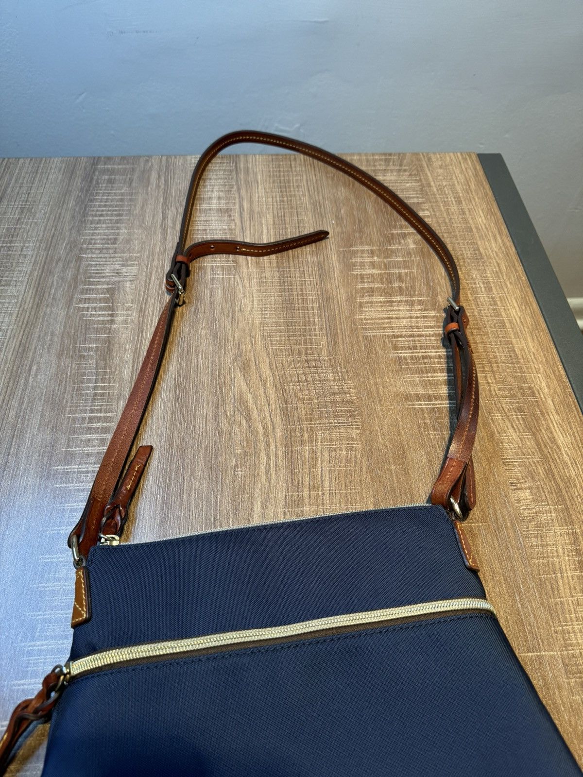 Dooney & Bourke Authenticated Dooney & Bourke Blue Nylon Leather Crossbody Size ONE SIZE - 2 Thumbnail