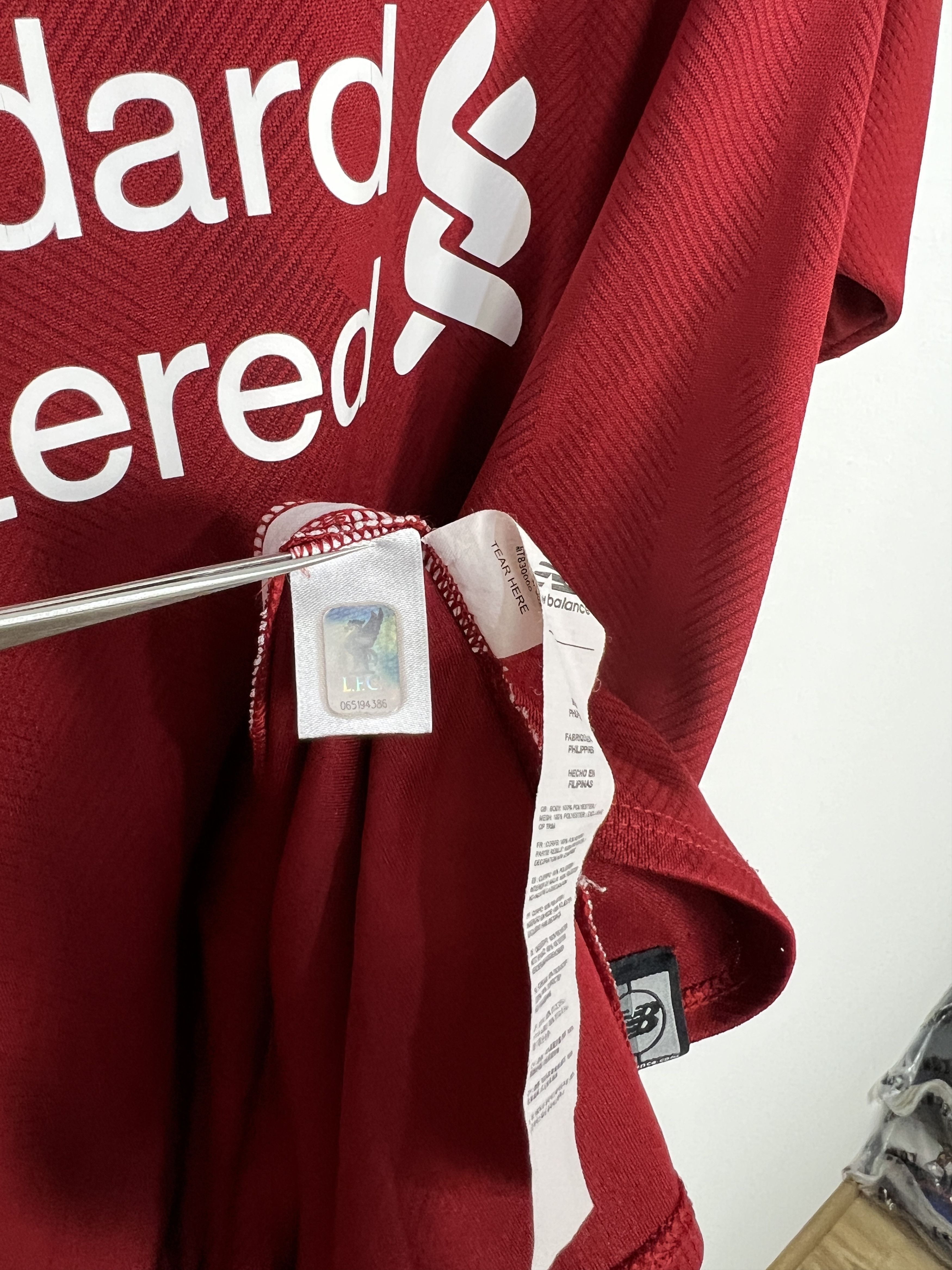 New Balance Liverpool Home football shirt 2018 Soccer #11 Salah Jersey Size US XL / EU 56 / 4 - 12 Thumbnail