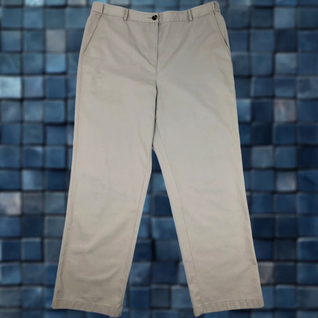 Vintage L.L. Bean Bayside Classic Fit Chino Straight Pants Women 16 Beige Stretch Flat Front SS16 Size 38" / US 16 / IT 52 - 1 Thumbnail