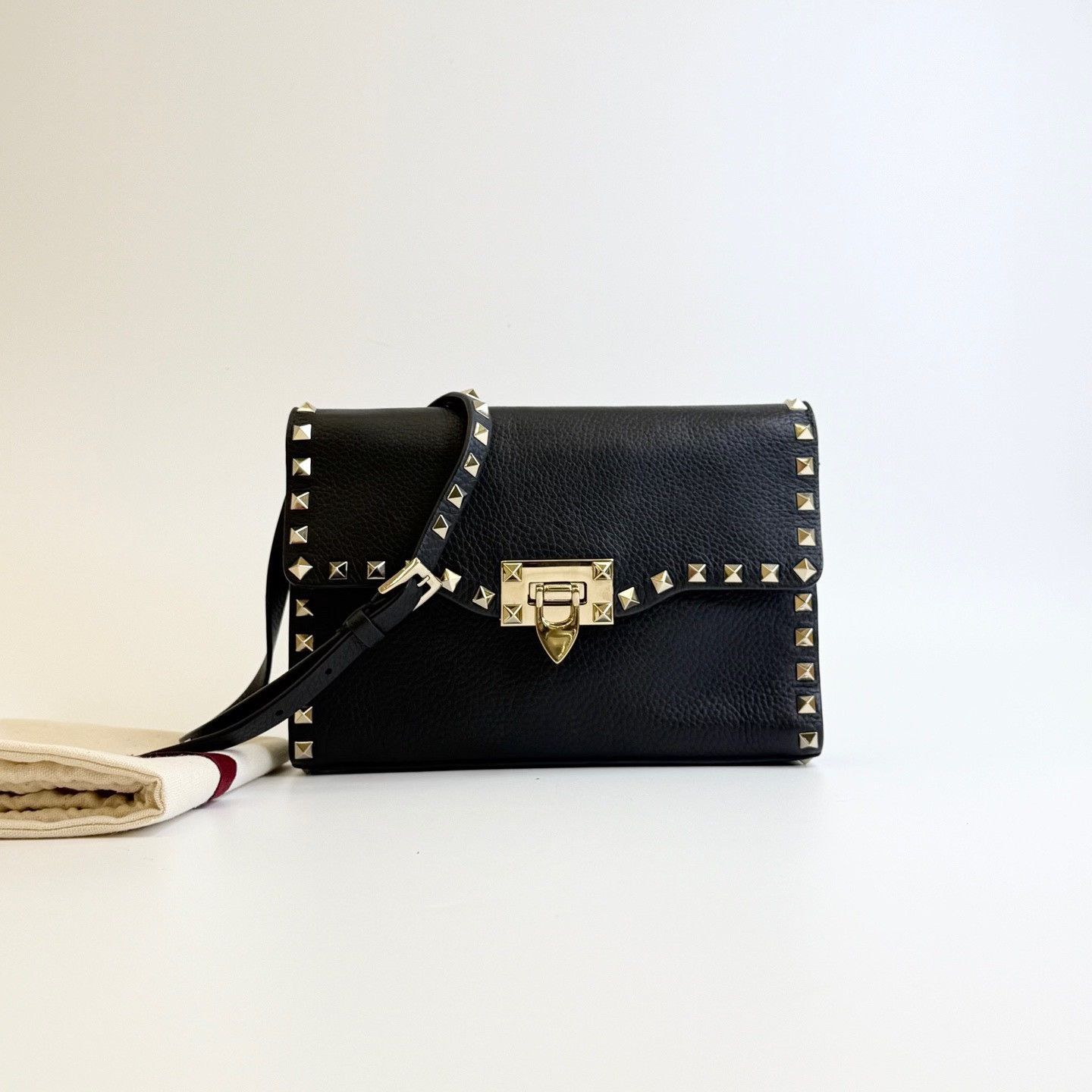 Valentino Pre-loved Bag Very good condition Size ONE SIZE - 1 Thumbnail