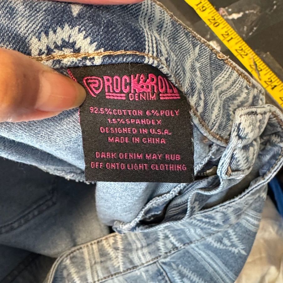 Other Rock & Roll high-rise bell bottom jeans frayed hem sz 31 Size 31" - 5 Thumbnail