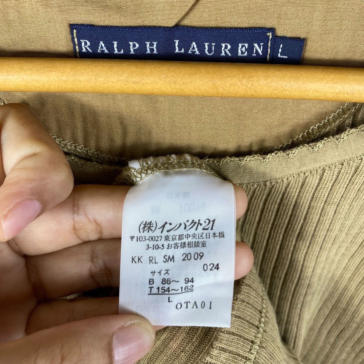 Ralph Lauren Women RALPH LAUREN Knitted Button Tops Tee Large Size Size L / US 10 / IT 46 - 6 Thumbnail