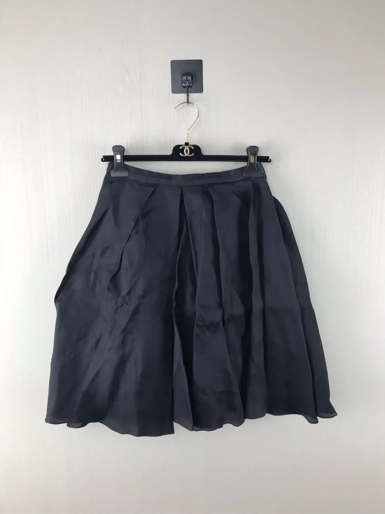 Dior DiorSilk half-length pleated skirt 2503-Nextarrow Size 26" / US 2 / IT 38 - 1 Thumbnail