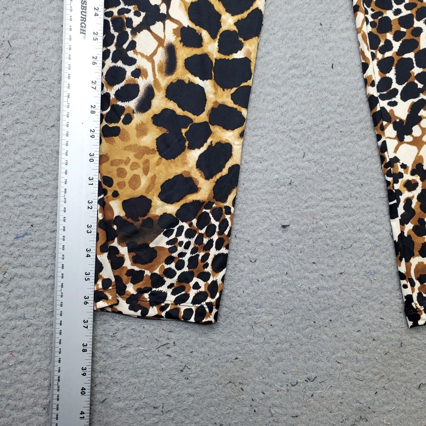 Vintage Bleeker & McDougal Pants Womens Petite Small Multi Leopard Print Stretch Pull On Size 28" / US 6 / IT 42 - 3 Thumbnail