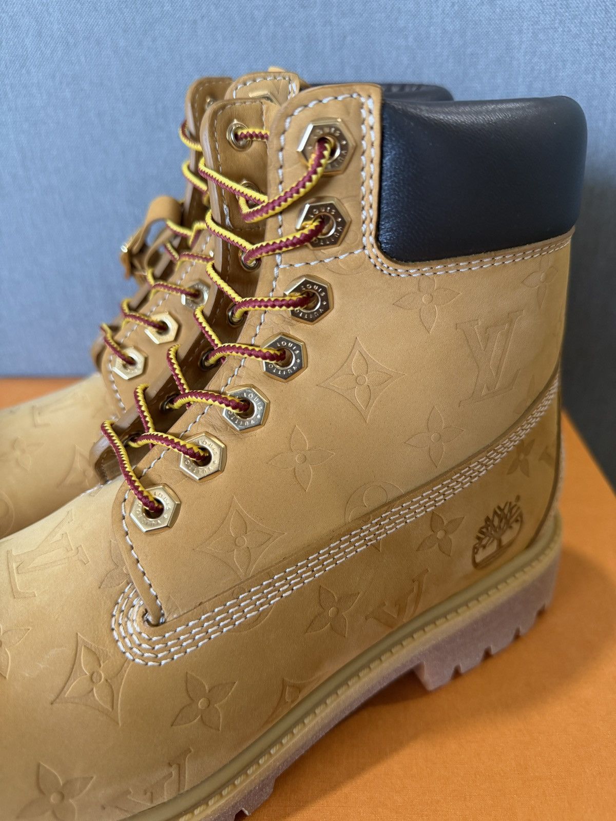 Louis Vuitton LOUIS VUITTON TIMBERLAND 6’ BOOT WHEAT Size US 8.5 / EU 41-42 - 6 Thumbnail