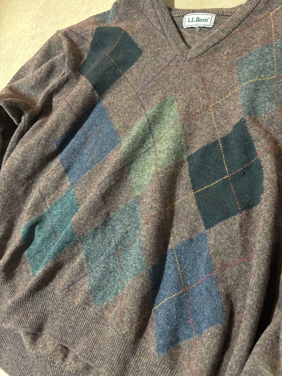 L.L. Bean Vintage 80’s L.L. Bean Argyle Lamb Wool Sweater V-Neck Brown Size US XL / EU 56 / 4 - 2 Thumbnail