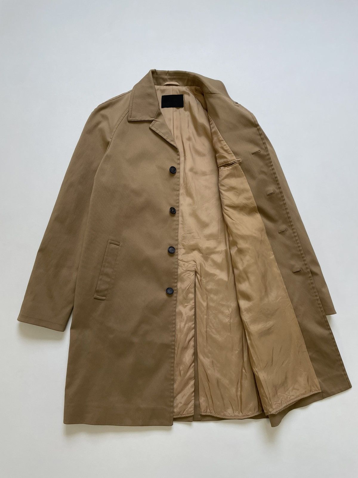 Prada Mid 2000s Tan Nylon Mac Jacket Size US L / EU 52-54 / 3 - 10 Thumbnail