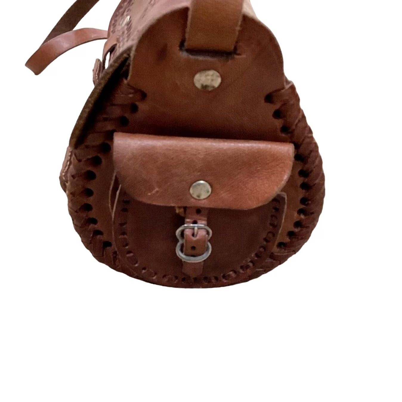 Vintage VINTAGE Handcrafted Brown Leather Crossbody Bag Saddle Bag Women 9 Adjustable Strap Textured India Men’s? Size ONE SIZE - 2 Thumbnail