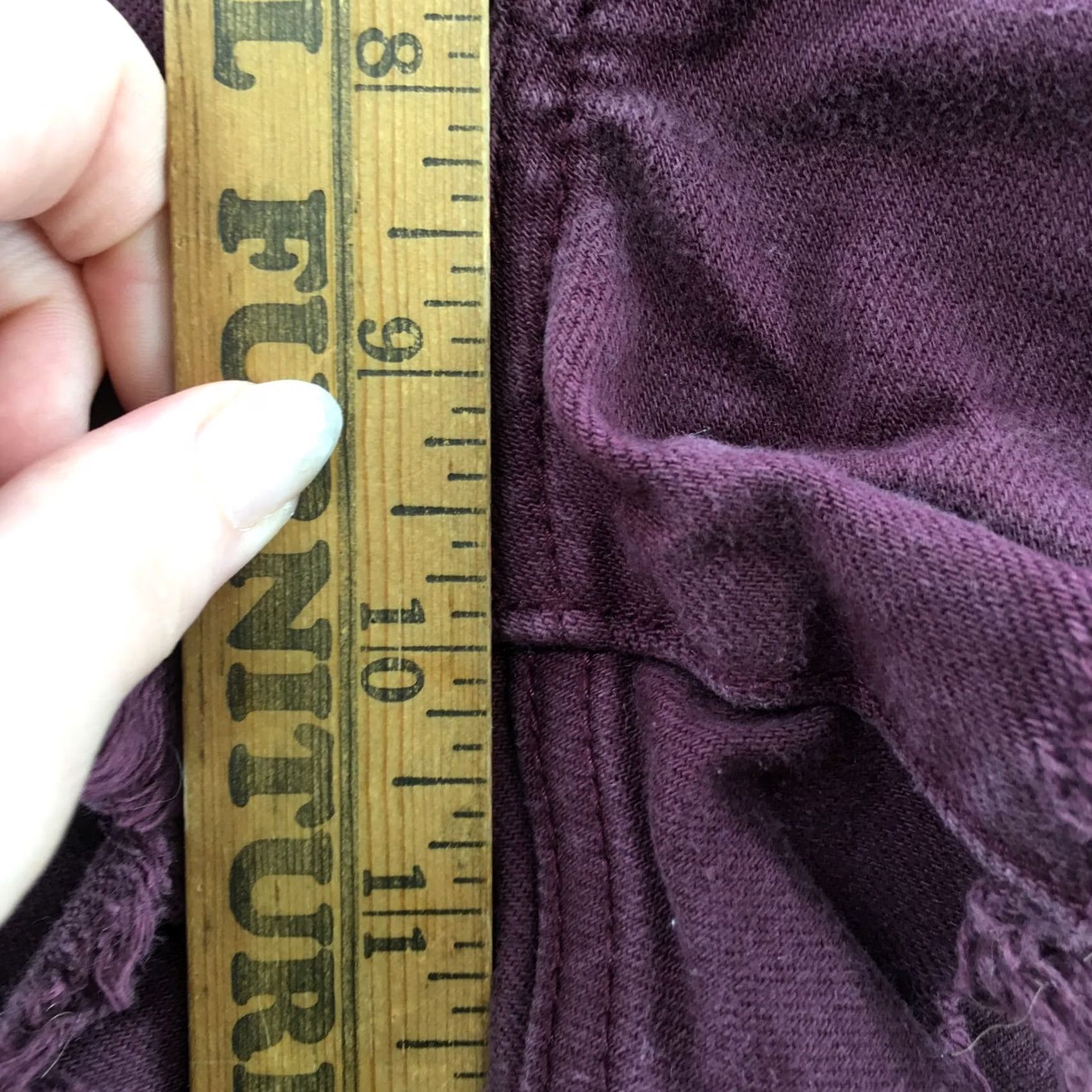 American Eagle Outfitters American Eagle Outfitters Cut-off Shorts Womens 4 Purple Zip Fly Denim 28 Inseam 2.5 in Distressed 5-Pocket Regular Rise Mid Vintage: No Size 27" / US 4 / IT 40 - 7 Thumbnail