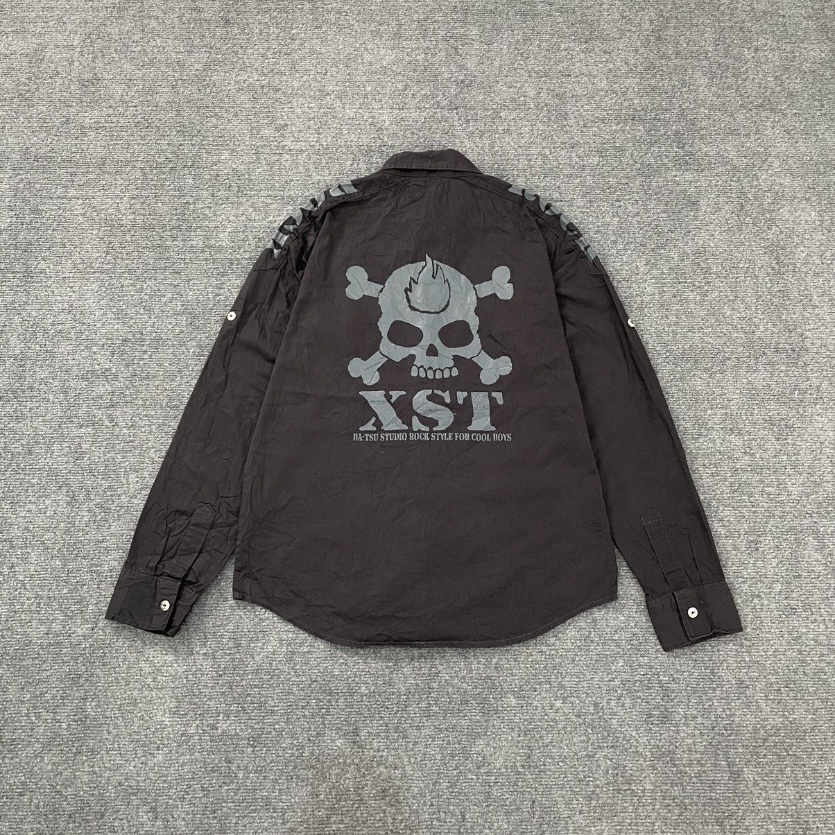 Japanese Brand Ba-Tsu Studio Button Up Skull Design if six was nine Size US M / EU 48-50 / 2 - 1 Thumbnail