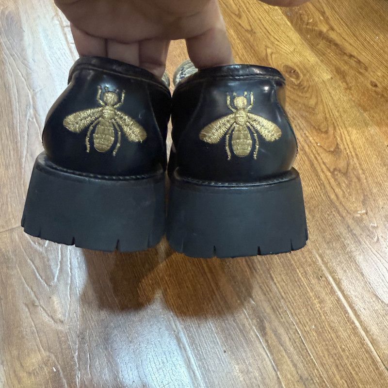 Gucci Gucci Black Leather Loafers with Gold Bee Embroidery - Size US 7.5 / EU 40-41 - 3 Thumbnail