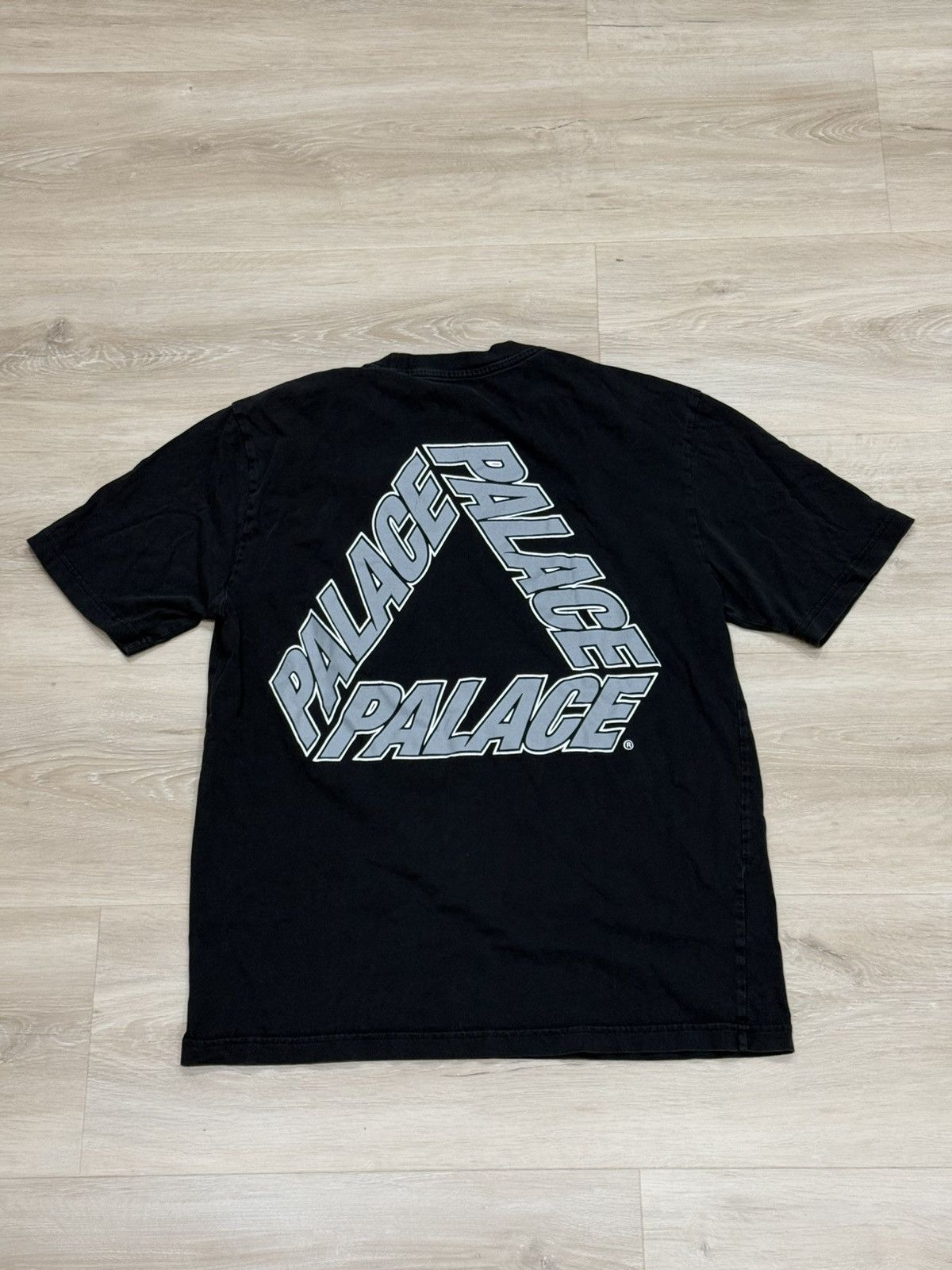 Palace PALACE SOUTH2 WEST8 STAG-FERG T-SHIRT BLACK | Grailed