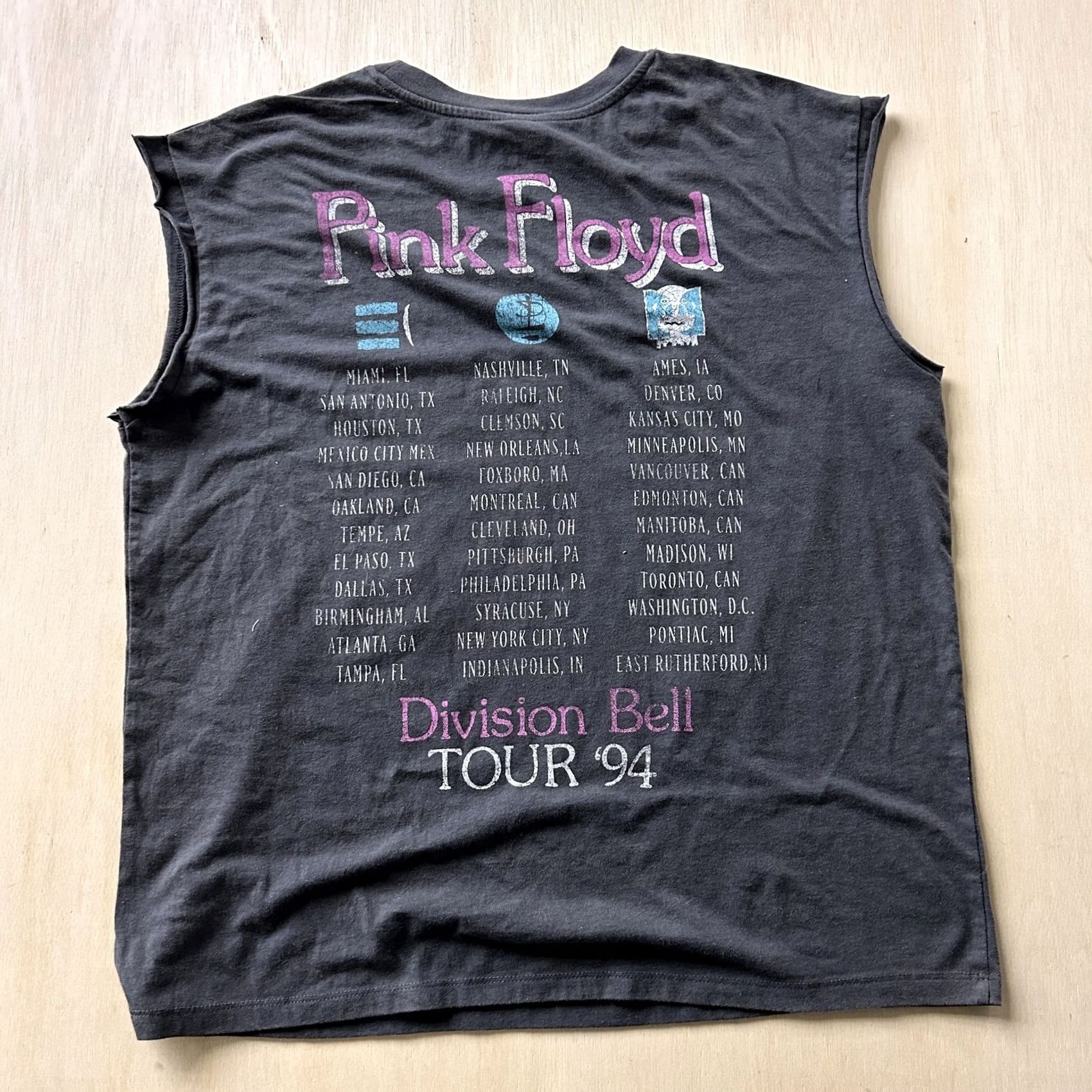 Vintage Pink Floyd Hybrid Apparel Shirt Mens XL Black Division Bell Tour 94 Tank T-Shirt Size US XL / EU 56 / 4 - 6 Thumbnail
