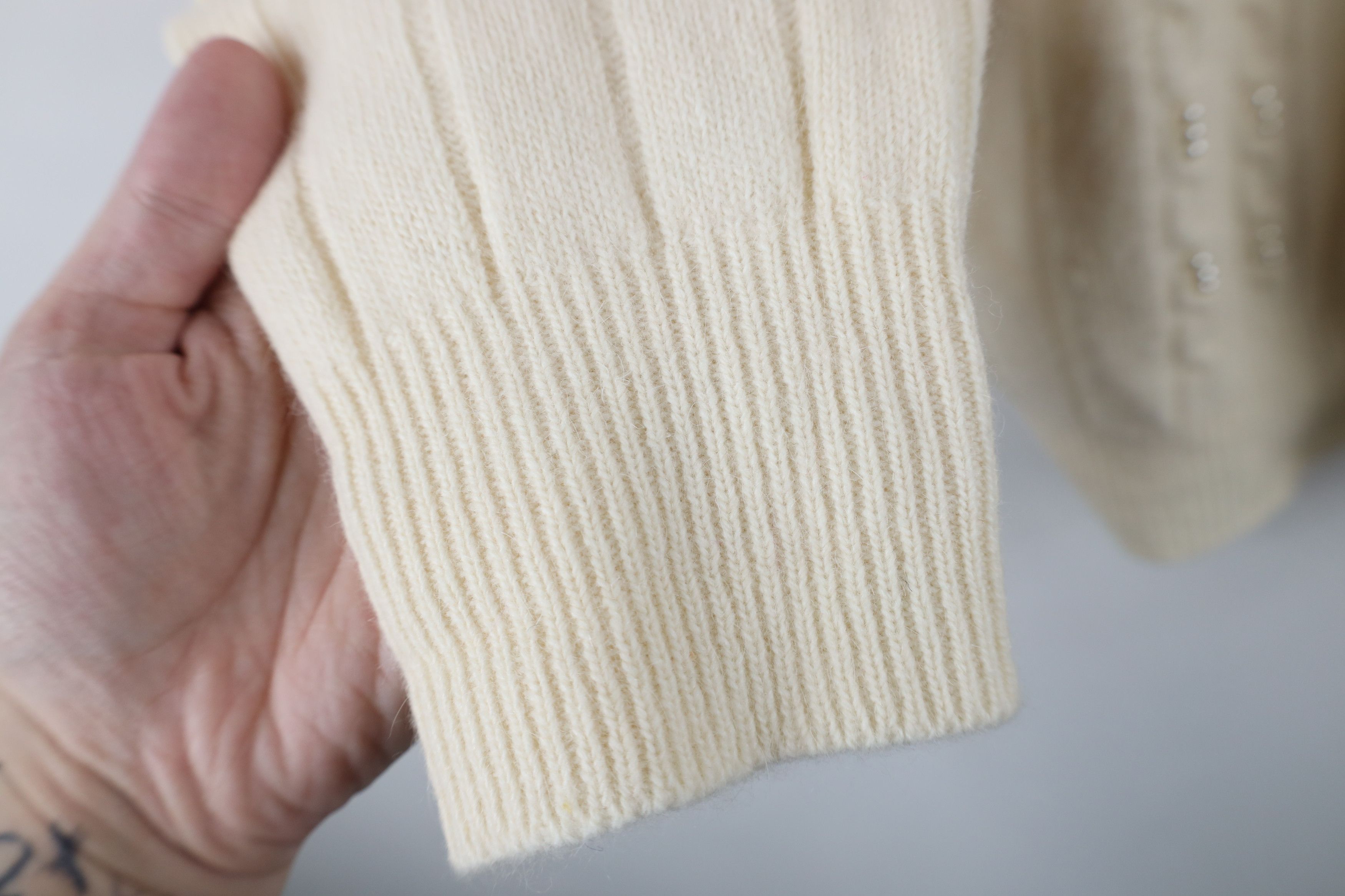 Vintage Vintage 90s Lambswool Angora Knit Cardigan Sweater Cream Size L / US 10 / IT 46 - 12 Thumbnail