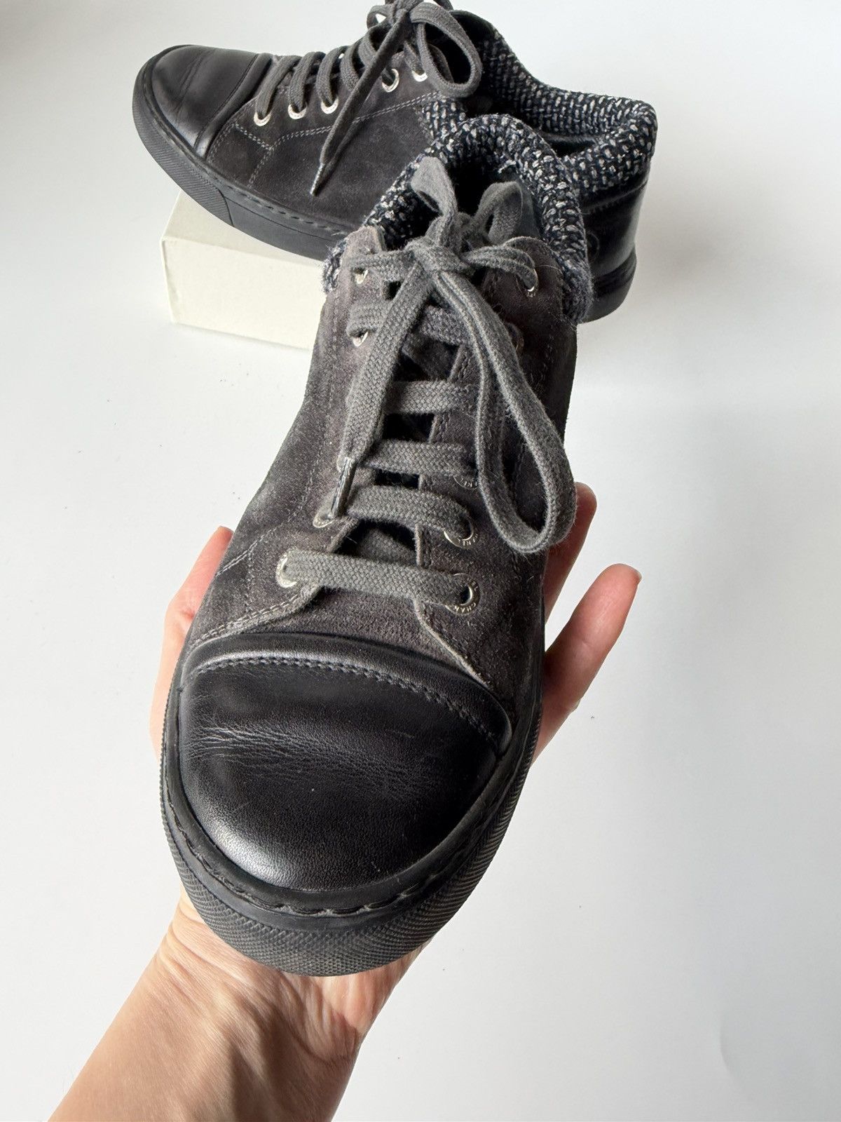 Chanel CHANEL Gray Black Suede Tweed Low Top Lace Up Sneaker Shoes Size US 7 / IT 37 - 8 Thumbnail