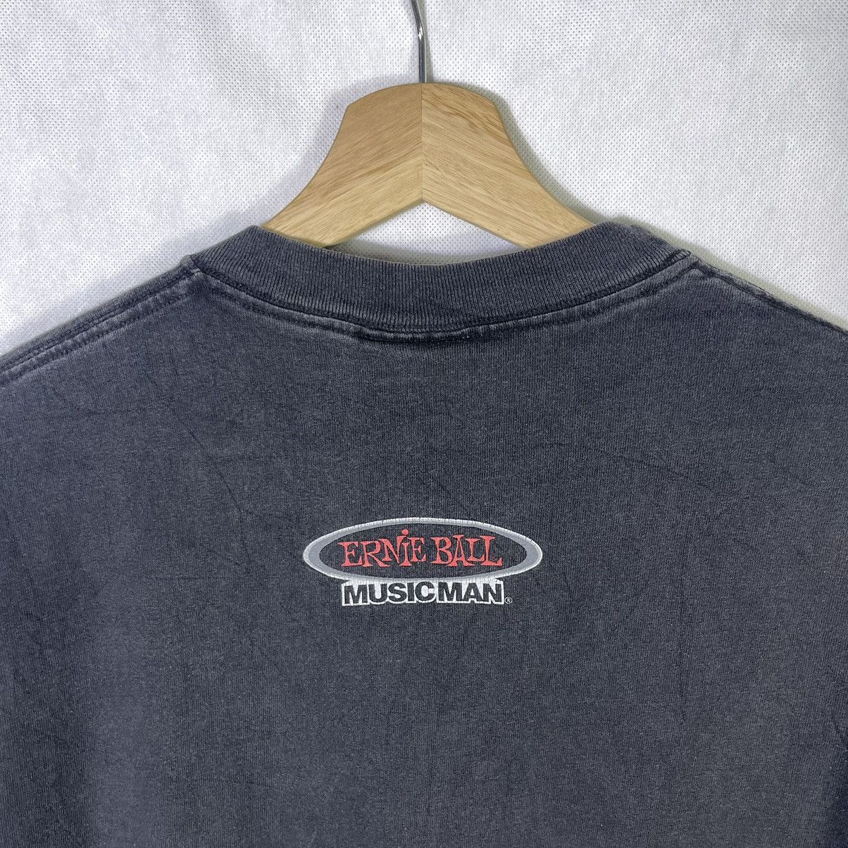 Vintage Vintage 90s Ernie Ball Sting Ray Music Man Fades Tshirt Size US L / EU 52-54 / 3 - 6 Thumbnail
