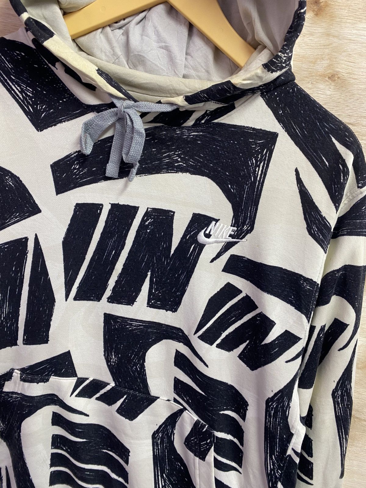Nike Nike Men's Sportswear Allover Print Futura Club Hoodie Size US XL / EU 56 / 4 - 2 Thumbnail