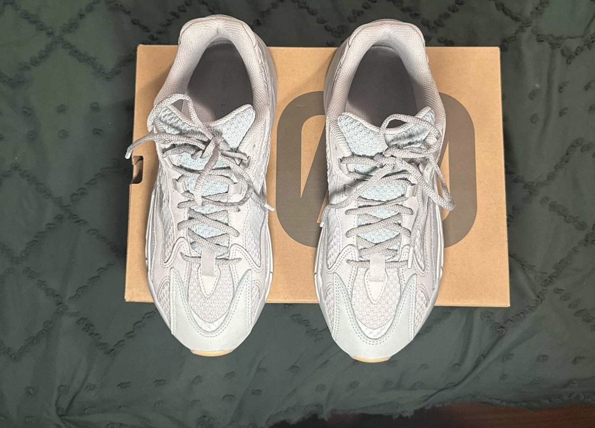 Adidas Yeezy 700 v2 Inertia Size US 10.5 / EU 43-44 - 3 Thumbnail