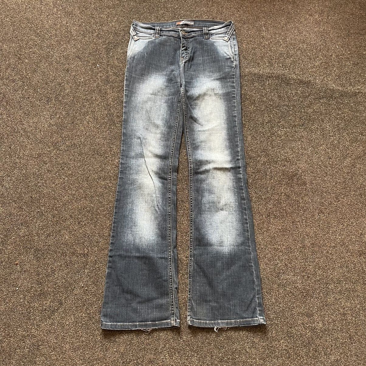 Vintage Y2K Vintage Faded Flared Bootcut Jeans Grunge Distressed 28 Size 28" / US 6 / IT 42 - 1 Thumbnail