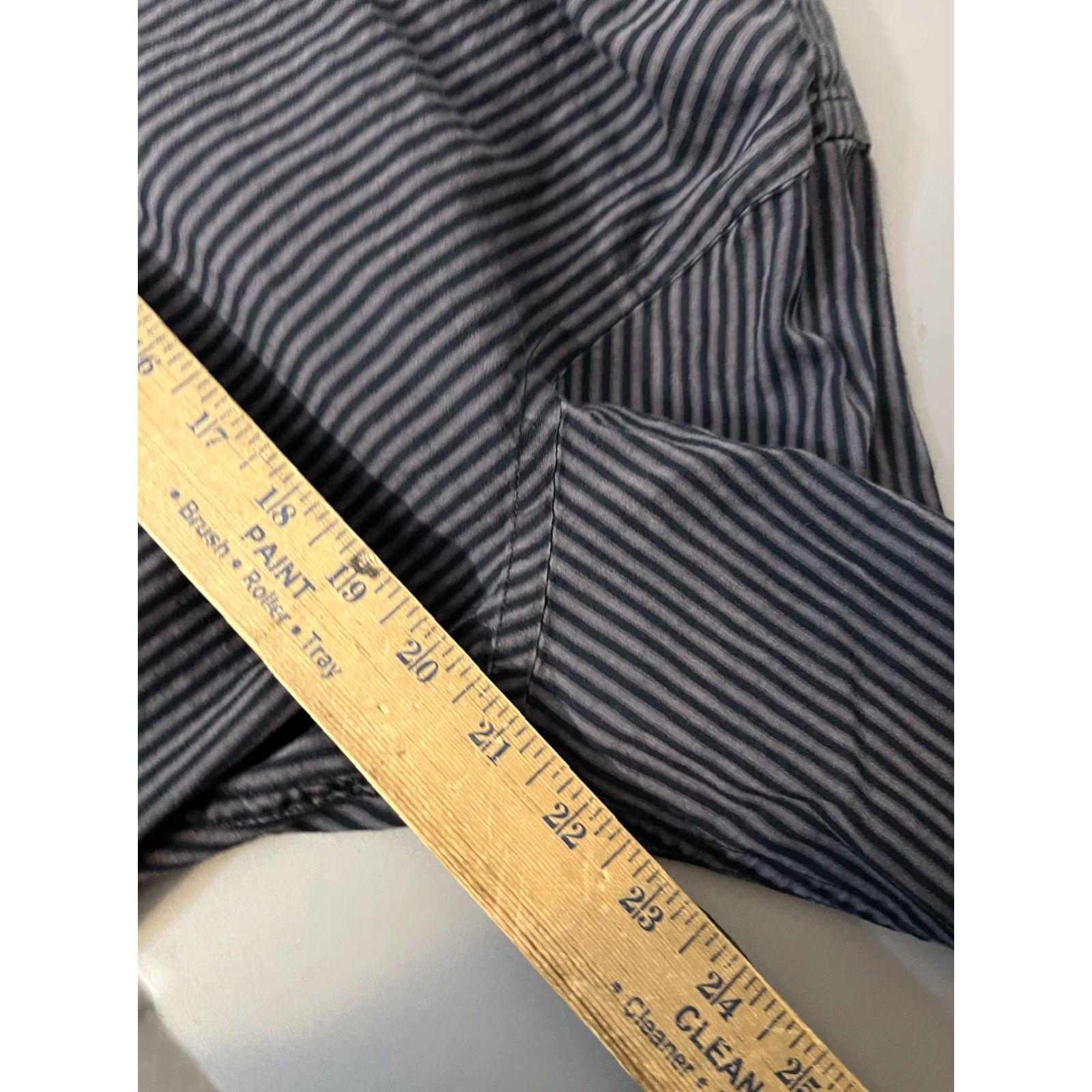 Banana Republic Banana Republic Gray Black Striped Long Sleeve Button-Up Shirt Large Size US L / EU 52-54 / 3 - 5 Thumbnail