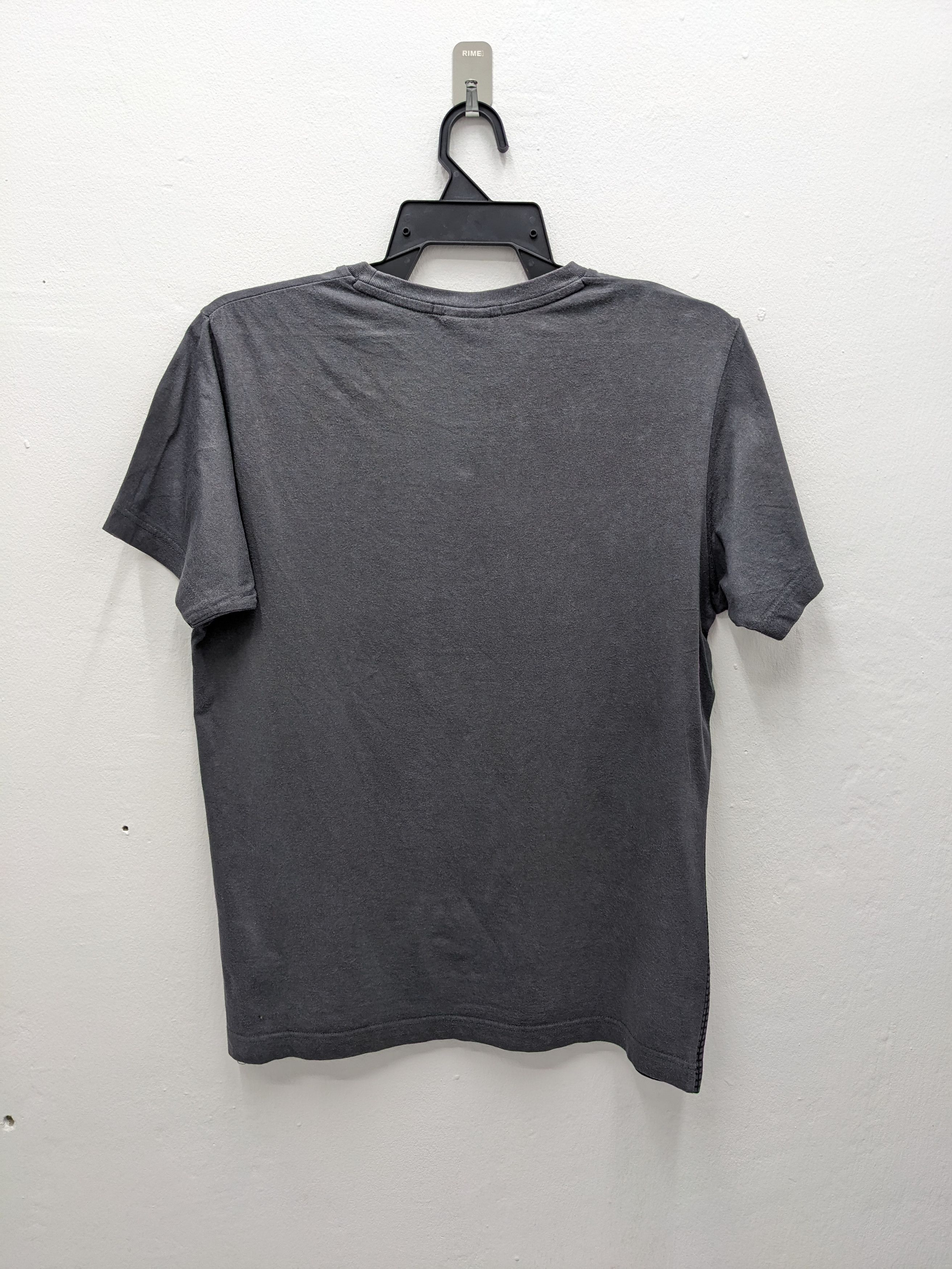 DC Comics THE DARK KNIGHT RISES MOVIE X JAPANESE BRAND TSHIRT Size US M / EU 48-50 / 2 - 4 Thumbnail