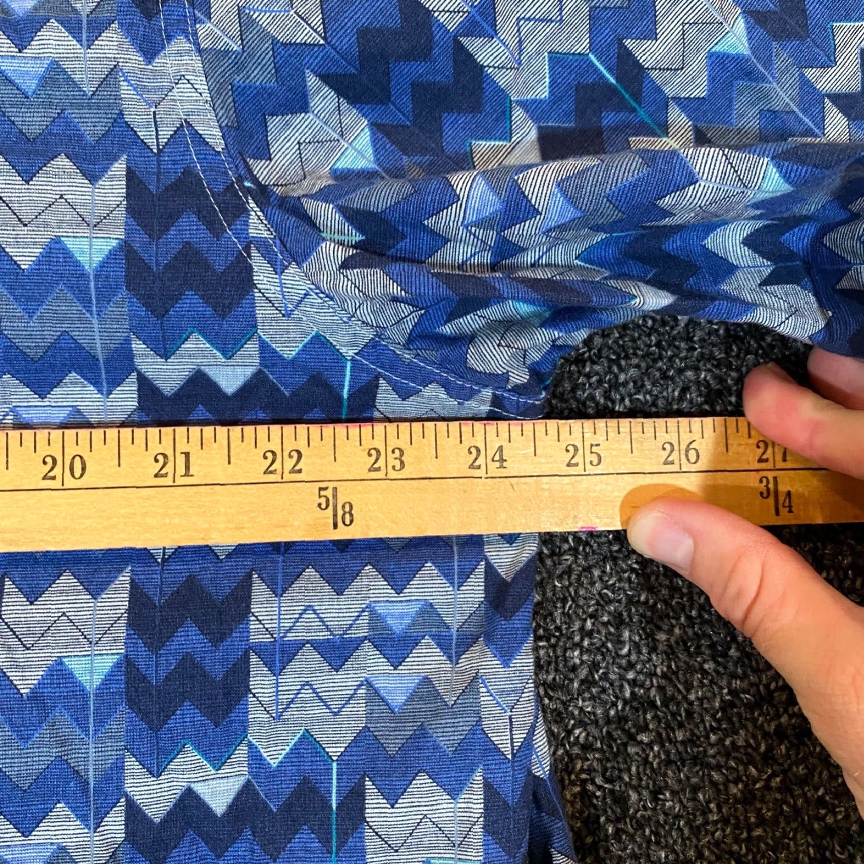 Vintage L.L. Bean Men's Shirt Large Blue Geometric Short Sleeve Button-Up Outdoor Casual Formal Travel Size US L / EU 52-54 / 3 - 5 Thumbnail