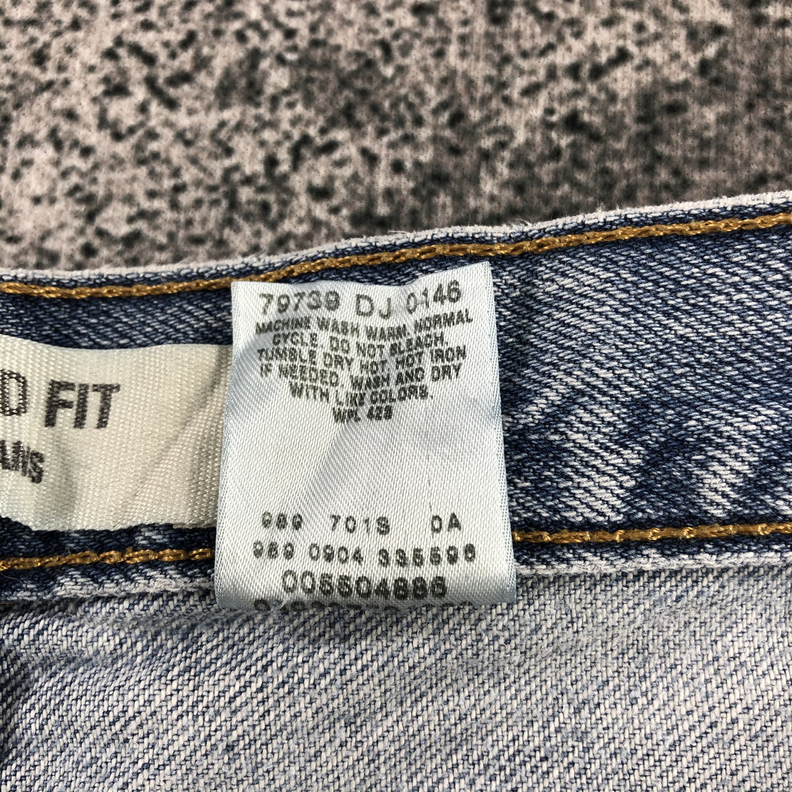 Levi's Vintage Levi's 550 Jeans Medium Wash Denim KJ992 Size US 36 / EU 52 - 15 Thumbnail
