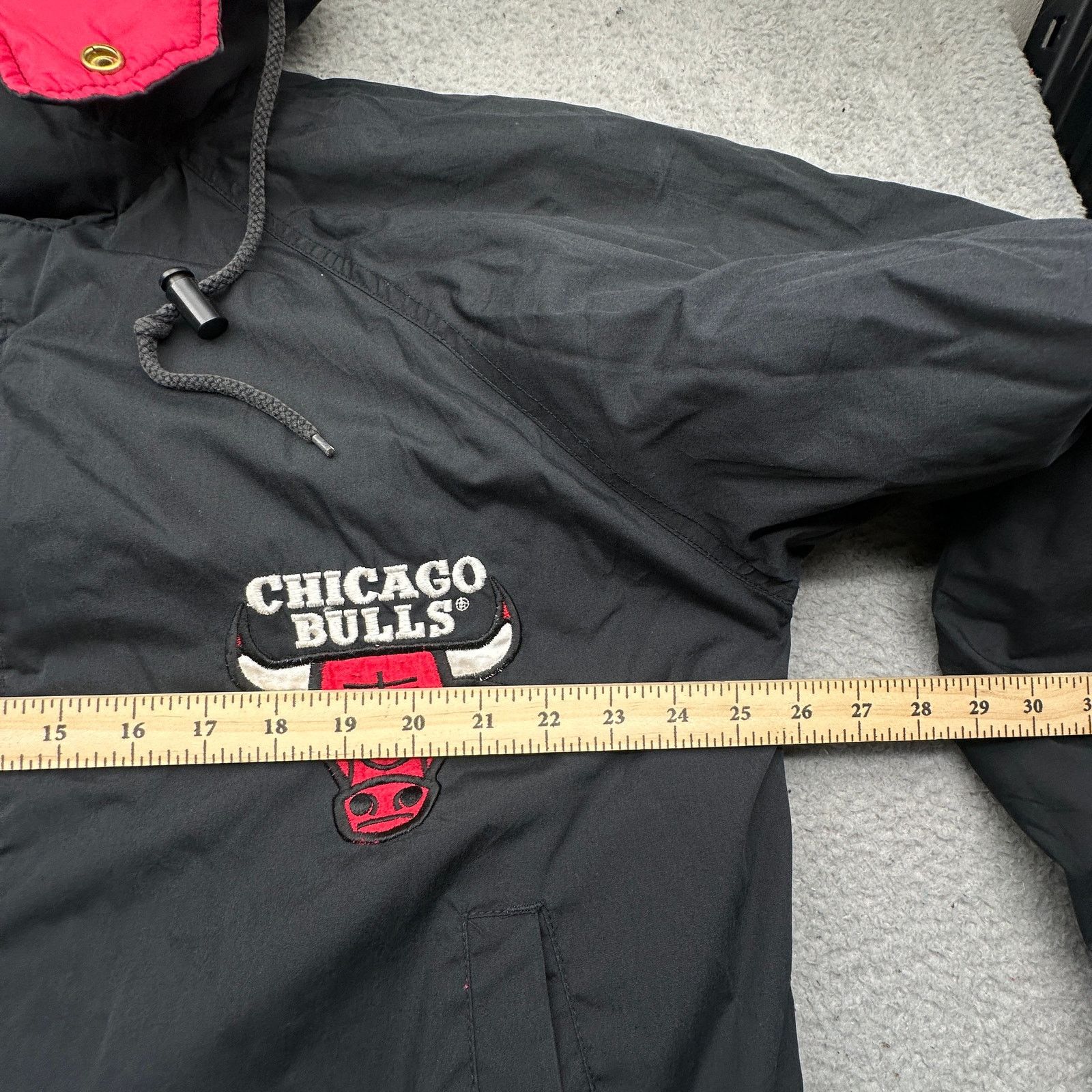 Other VTG 90s FANS Pick Chicago Bulls Puffer Hooded Jacket Medium Size US M / EU 48-50 / 2 - 4 Thumbnail