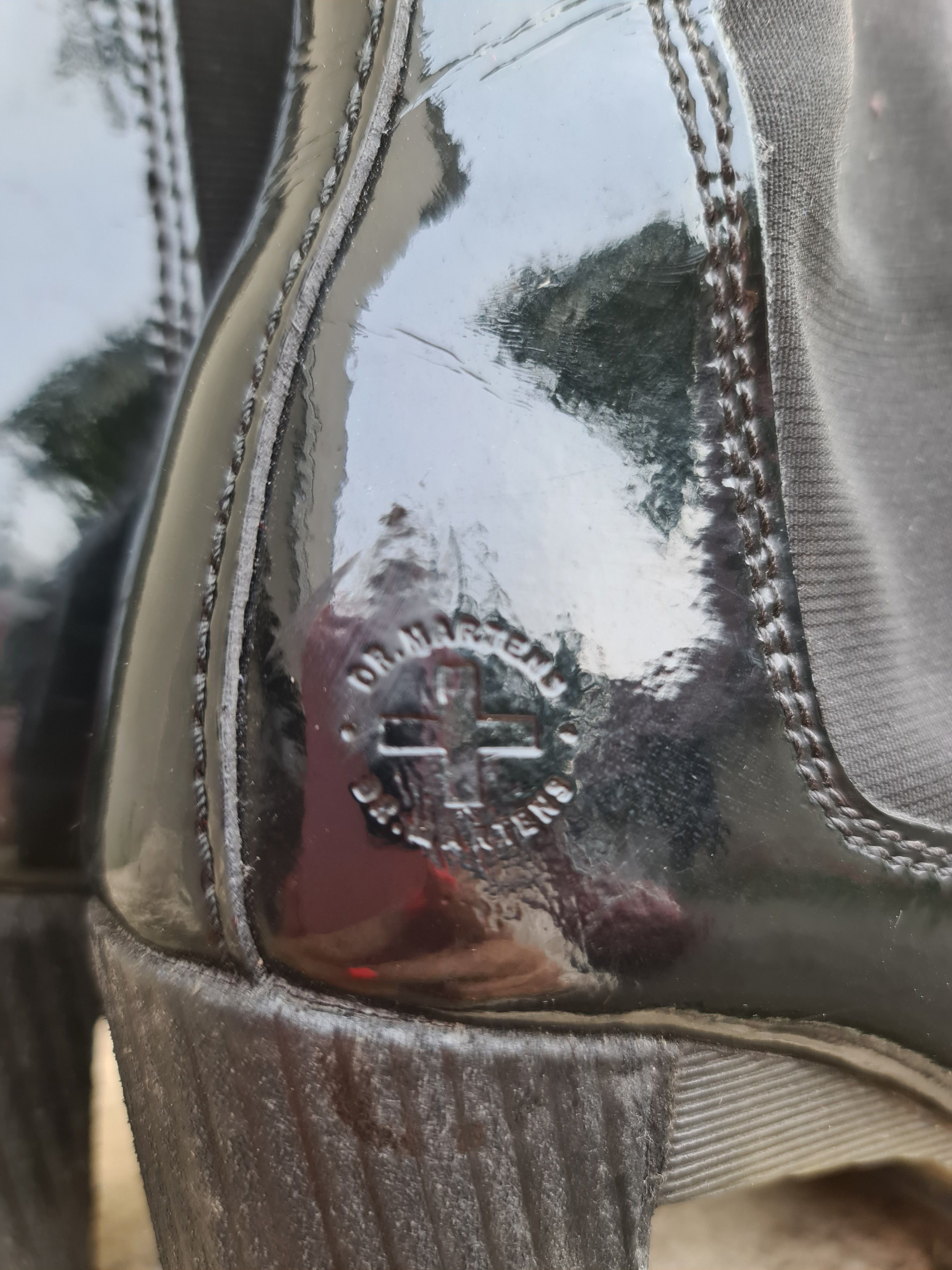 Dr. Martens Dr. Martens Darla Patent Leather Chelsea Heels Boots Size US 6 / IT 36 - 4 Thumbnail
