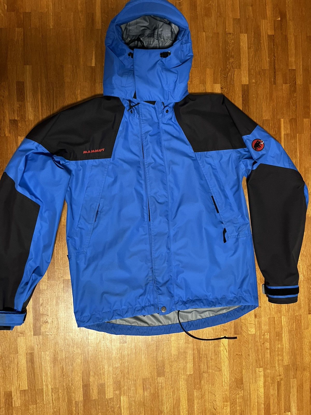 Vintage Mammut Raincoat
