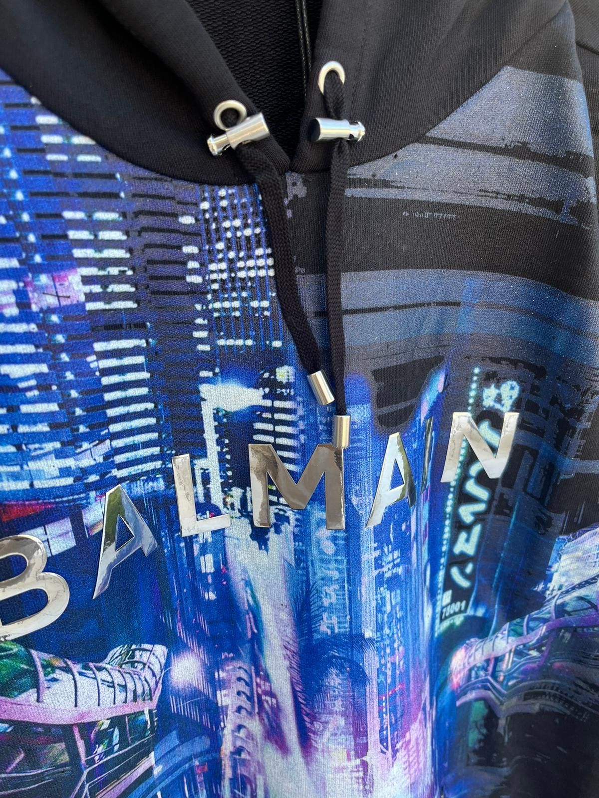 Balmain Q:2 Japan Tokyo Print Side Zip Hoodie in Black / Multicolor Size US L / EU 52-54 / 3 - 6 Thumbnail