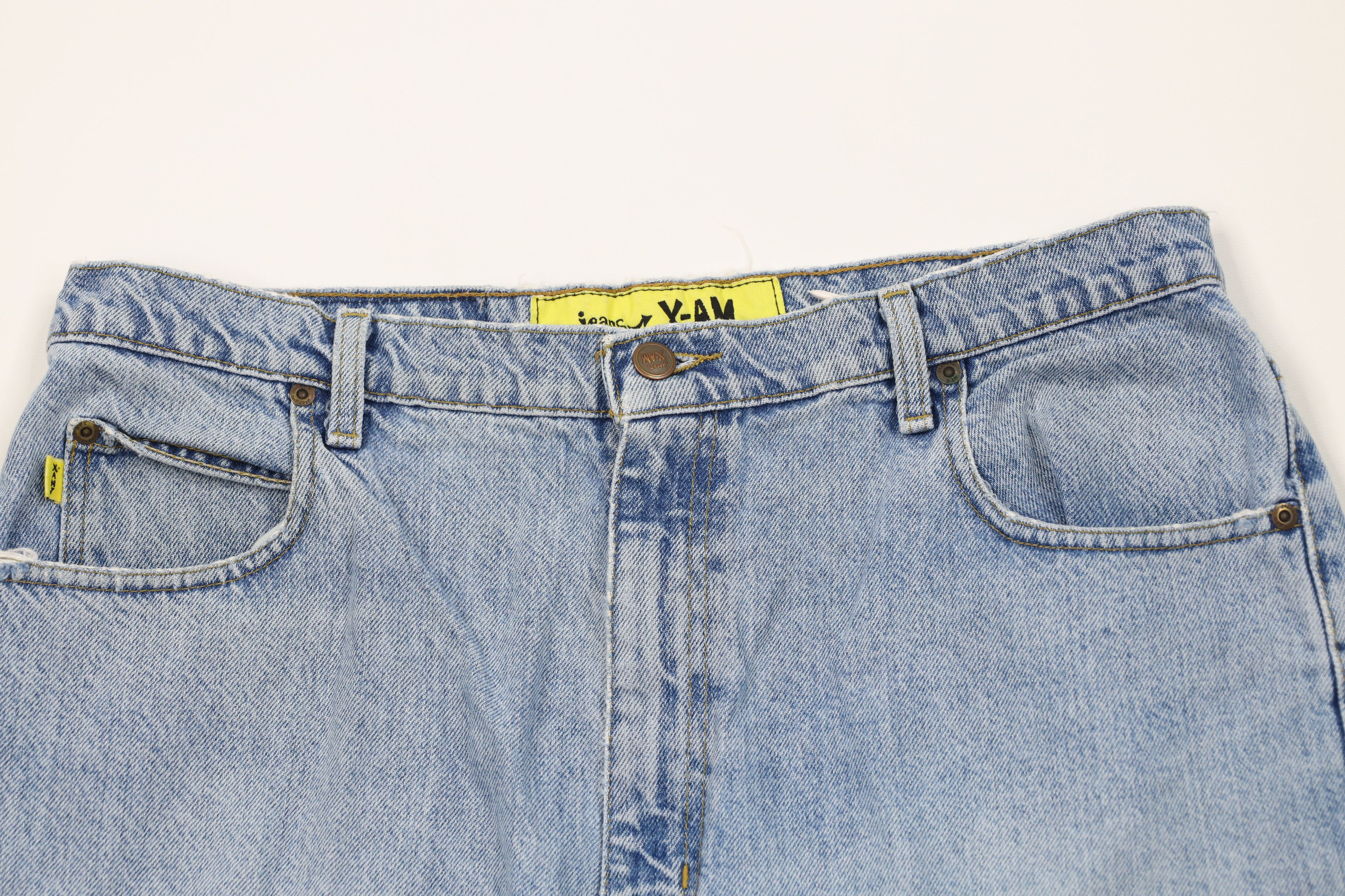 Vintage Vintage 90s Streetwear Fit Denim Jean Shorts Jorts Blue Size US 38 / EU 54 - 2 Thumbnail