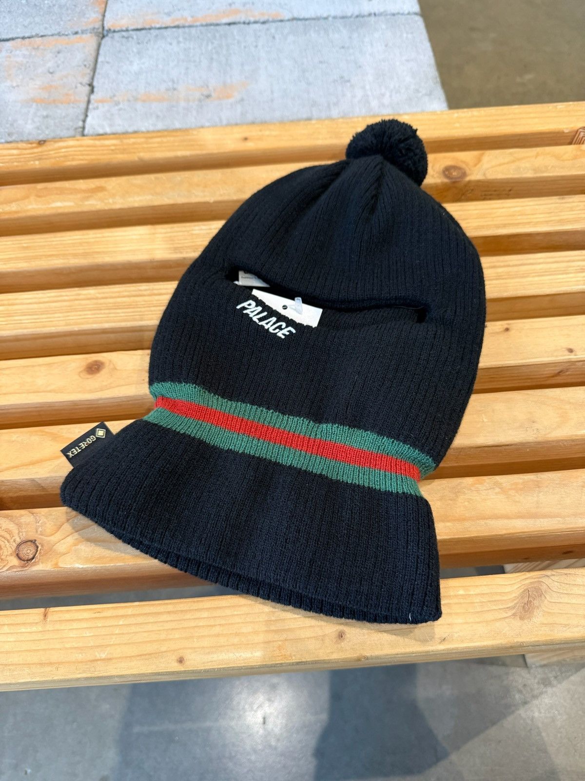 Palace Palace Gore-Tex Balaclava ‘Black’ Size ONE SIZE - 2 Thumbnail