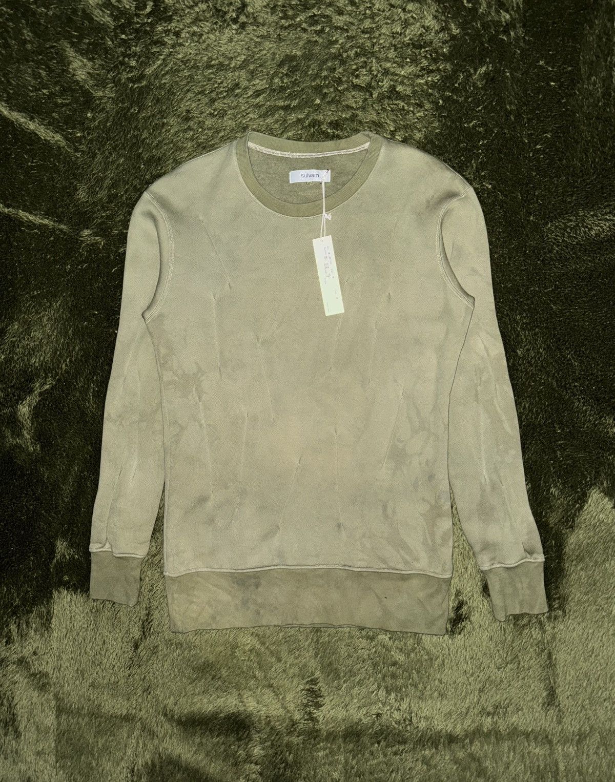 Sulvam [M] SULVAM Hand-Dyed Dart Detail Sweatshirt (Olive) Size US M / EU 48-50 / 2 - 1 Thumbnail