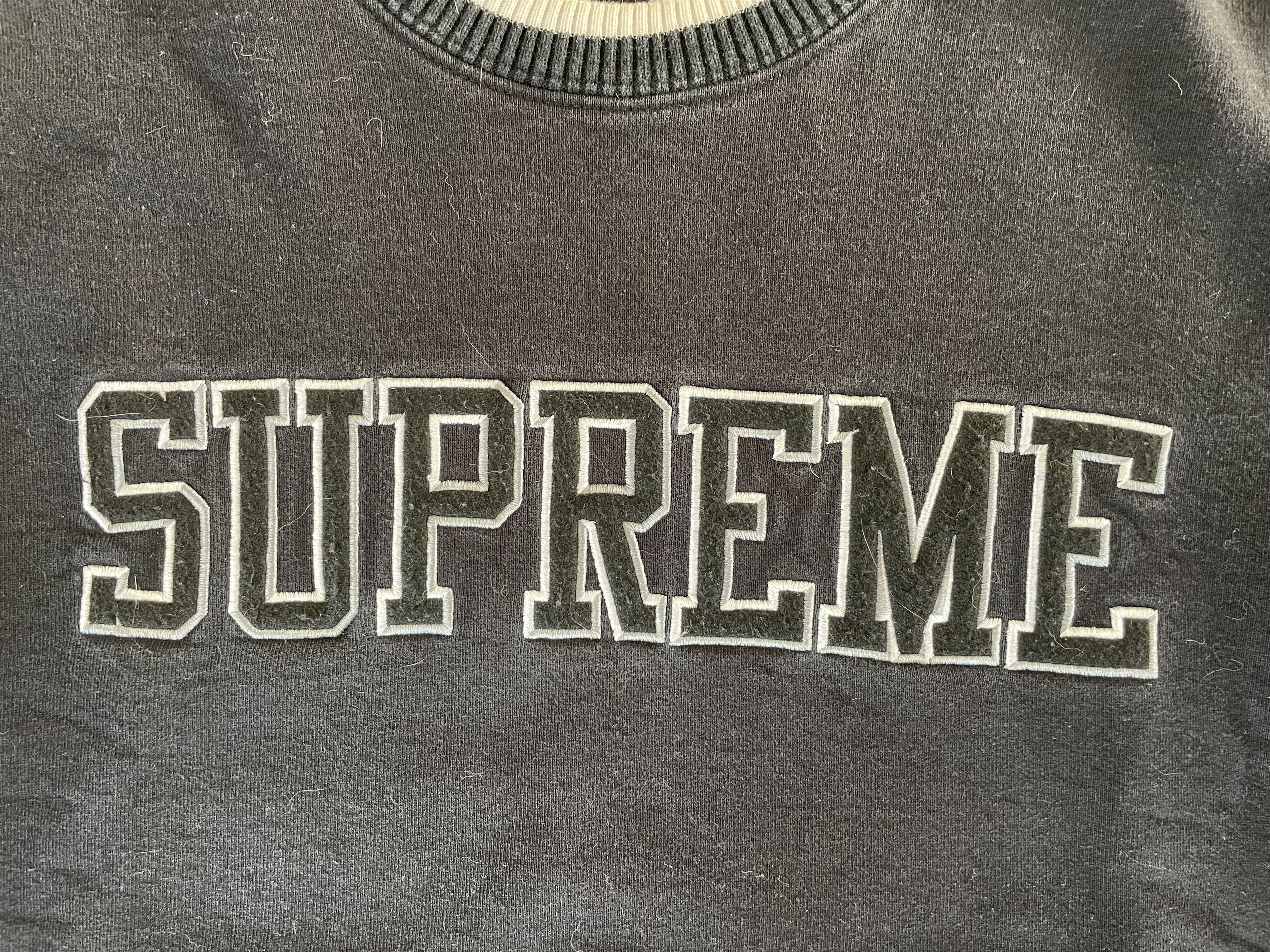 Supreme Supreme Logo Crewneck Size US S / EU 44-46 / 1 - 2 Thumbnail