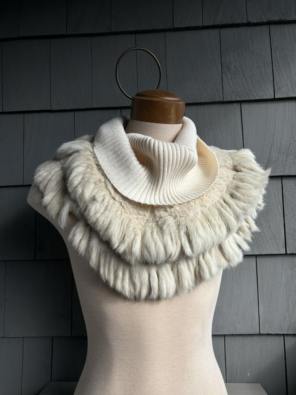 Vintage Vintage Fur Scarf Fox Fur Muff Collar Turtleneck Hat Cravat Size ONE SIZE - 3 Thumbnail